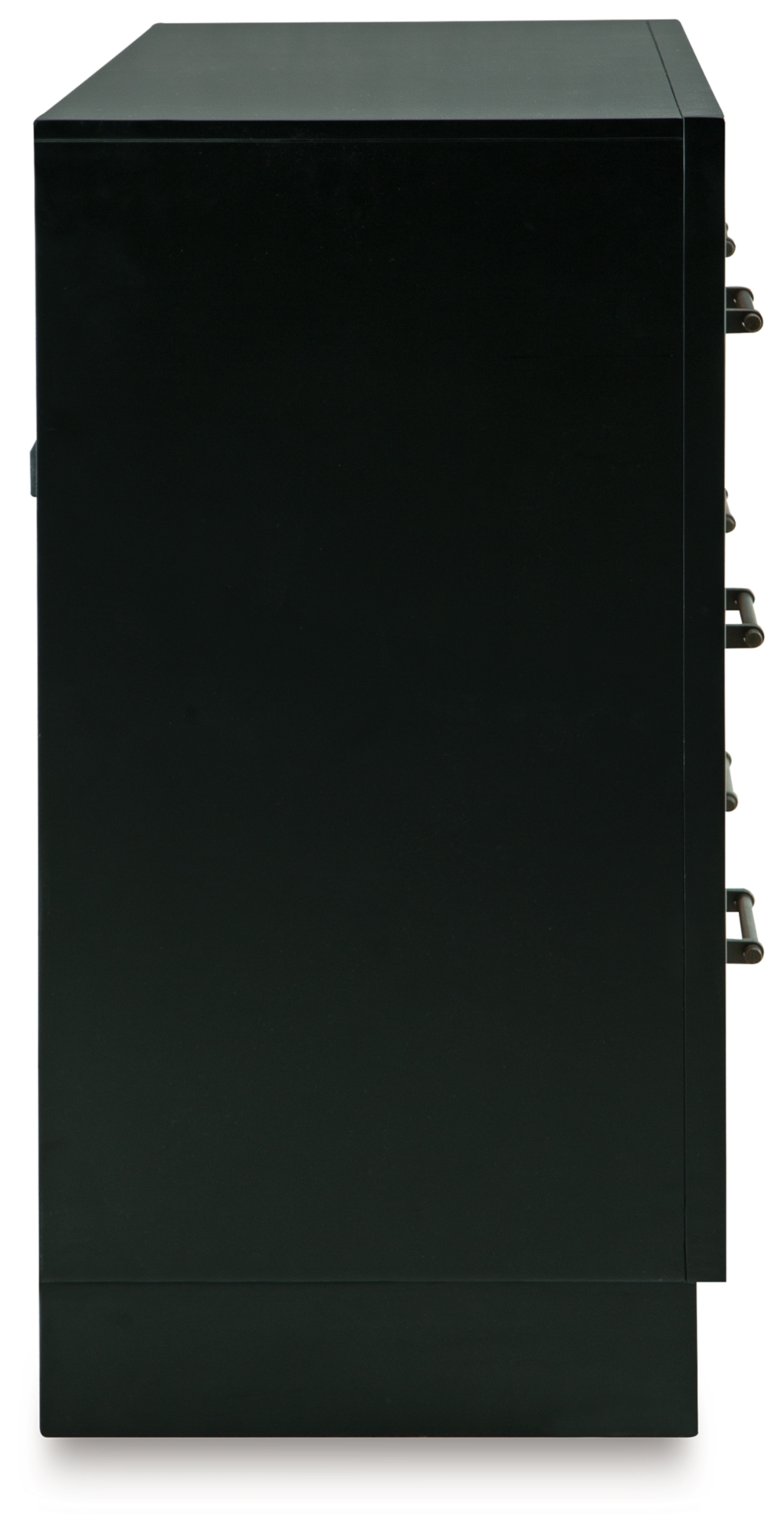 Benchcraft Kraeburn Dresser