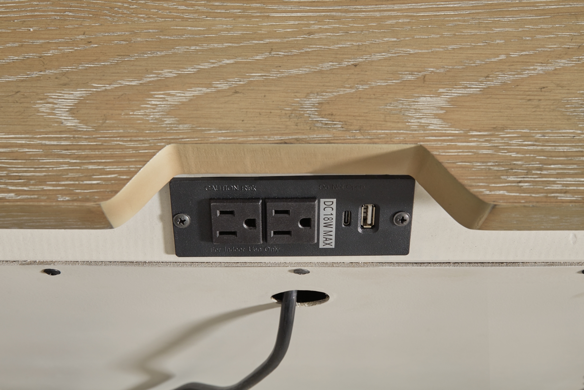 Benchcraft Shaybrock 2-Drawer Nightstand