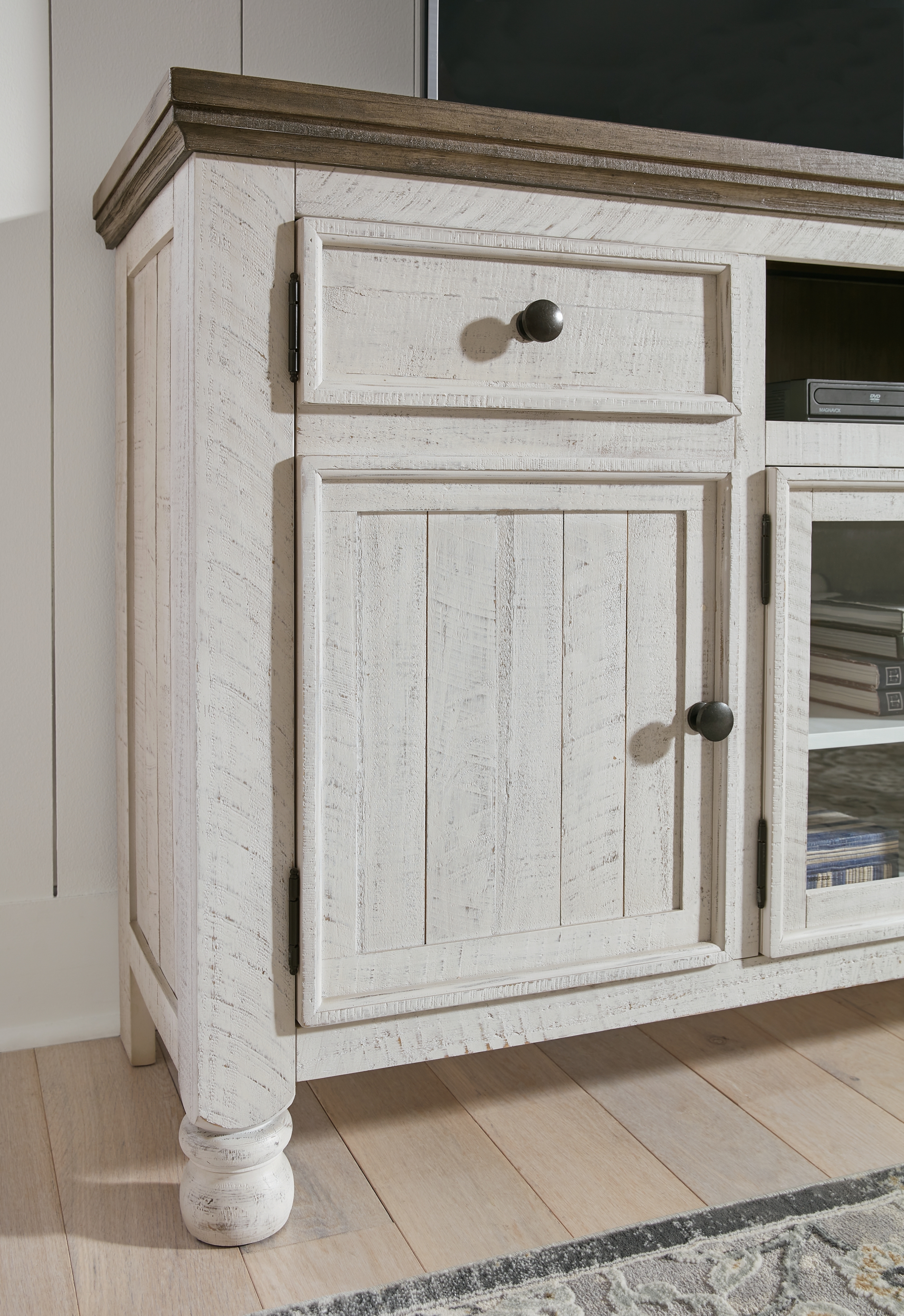 Signature Design by Ashley Havalance Extra Large TV Stand