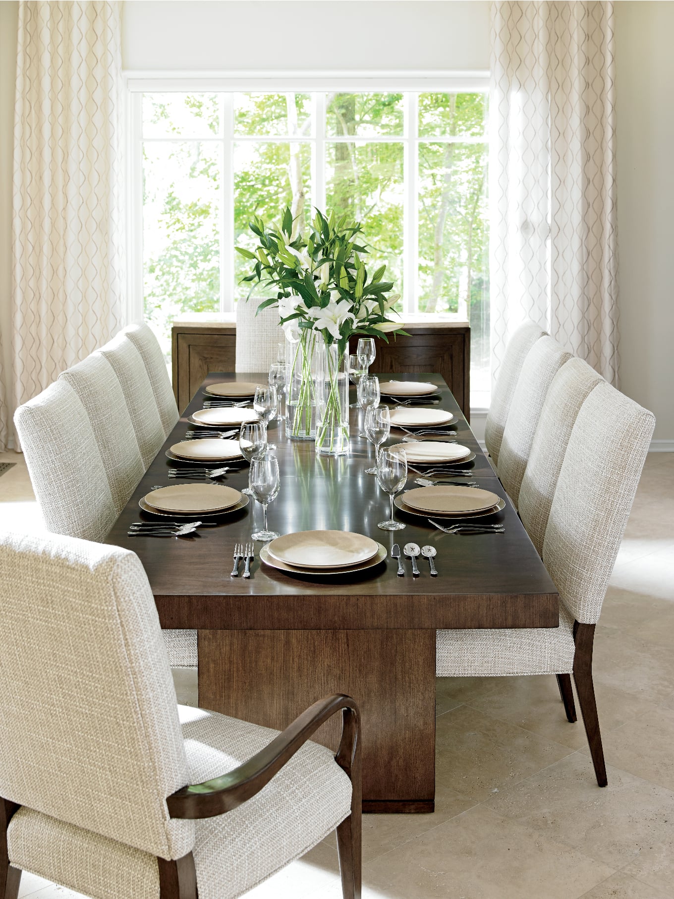 Lexington dining table and chairs hot sale