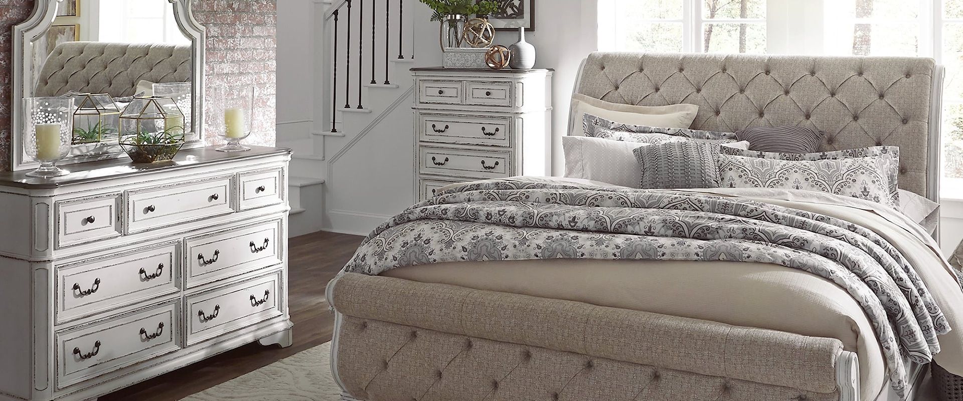 Relaxed Vintage 4-Piece California King Bedroom Group