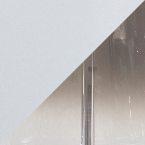 Signature Design Jaslyn Glass Table Lamp