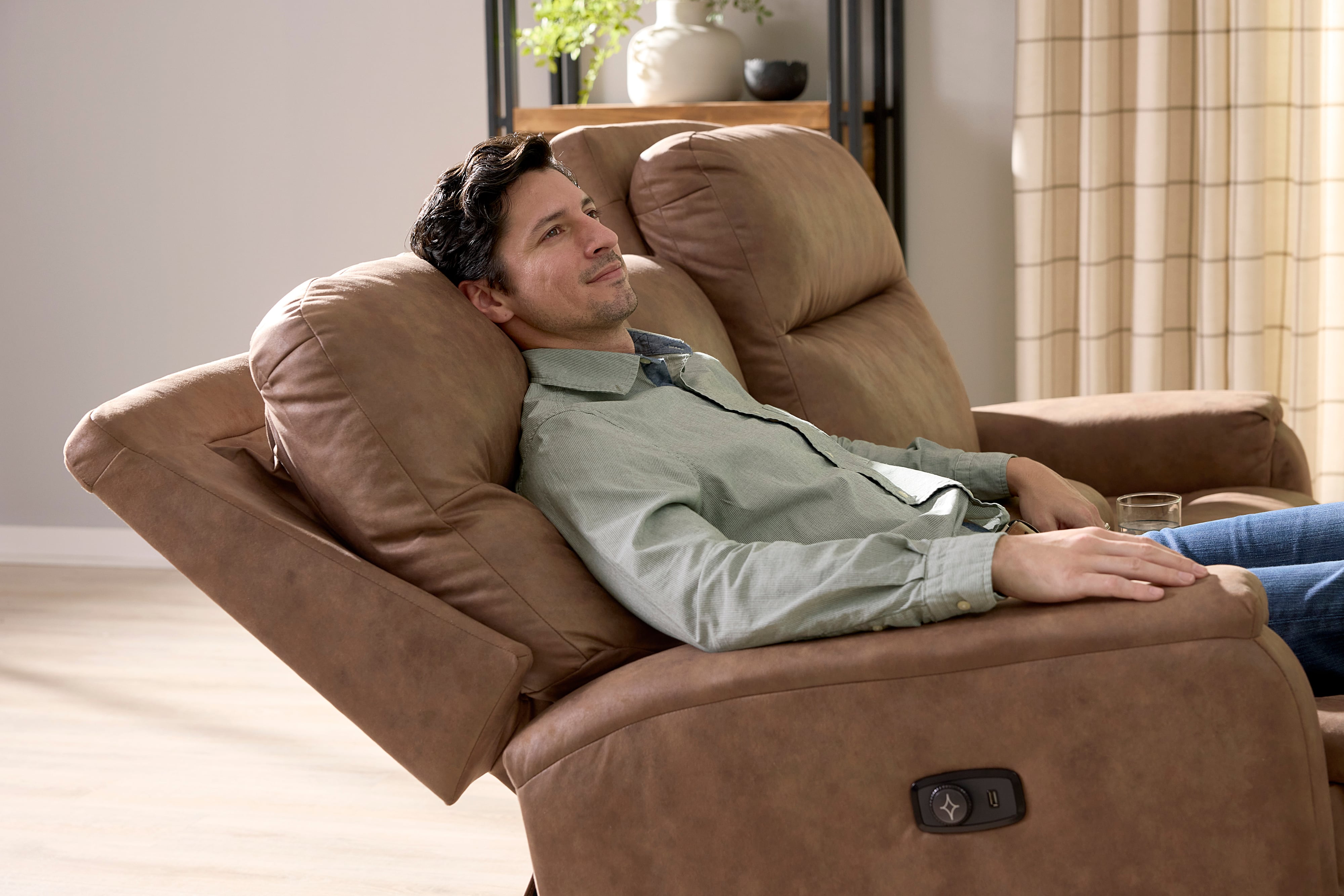 Best Home Furnishings Derek Space Saver Console Loveseat