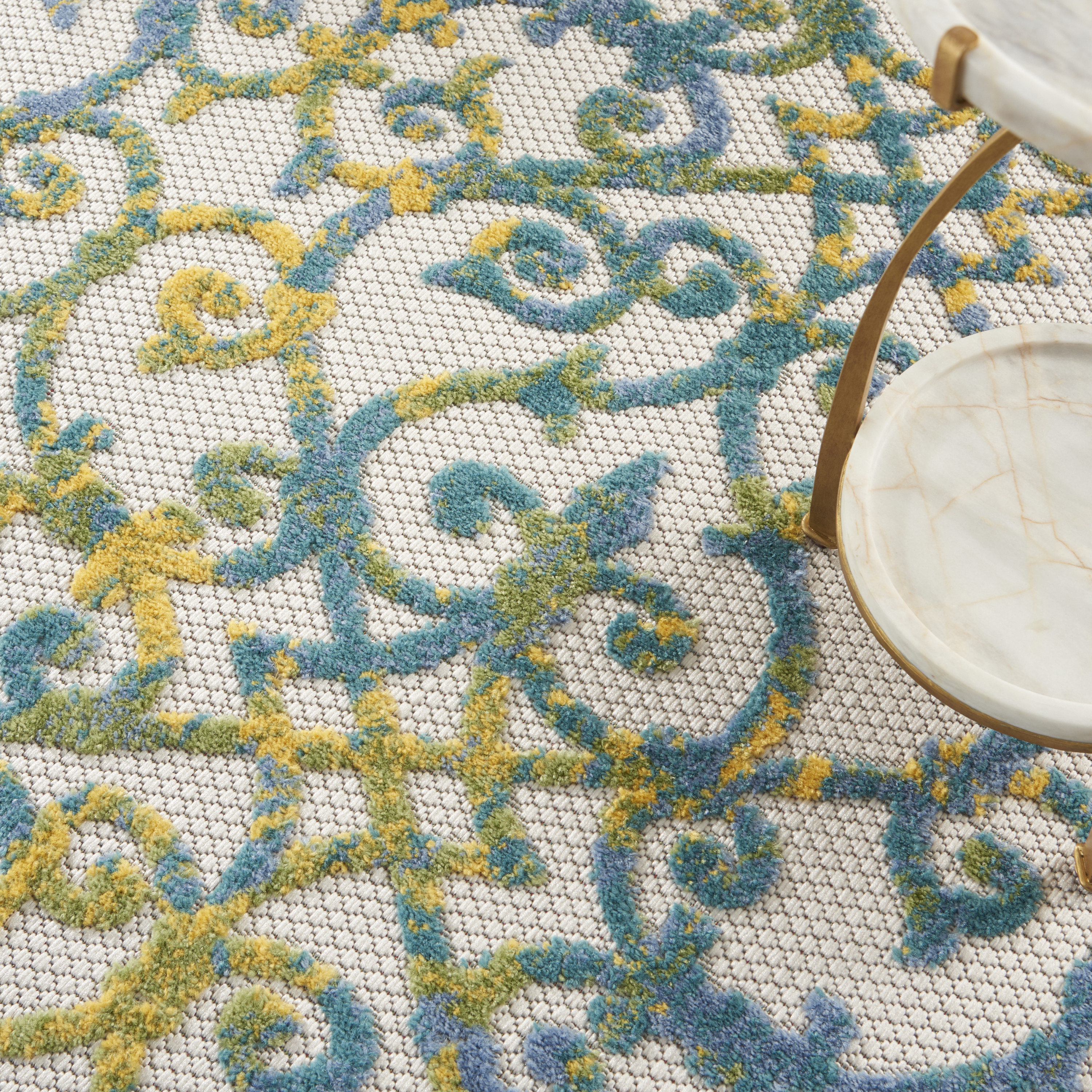 Nourison Aloha 5'3" Round  Rug