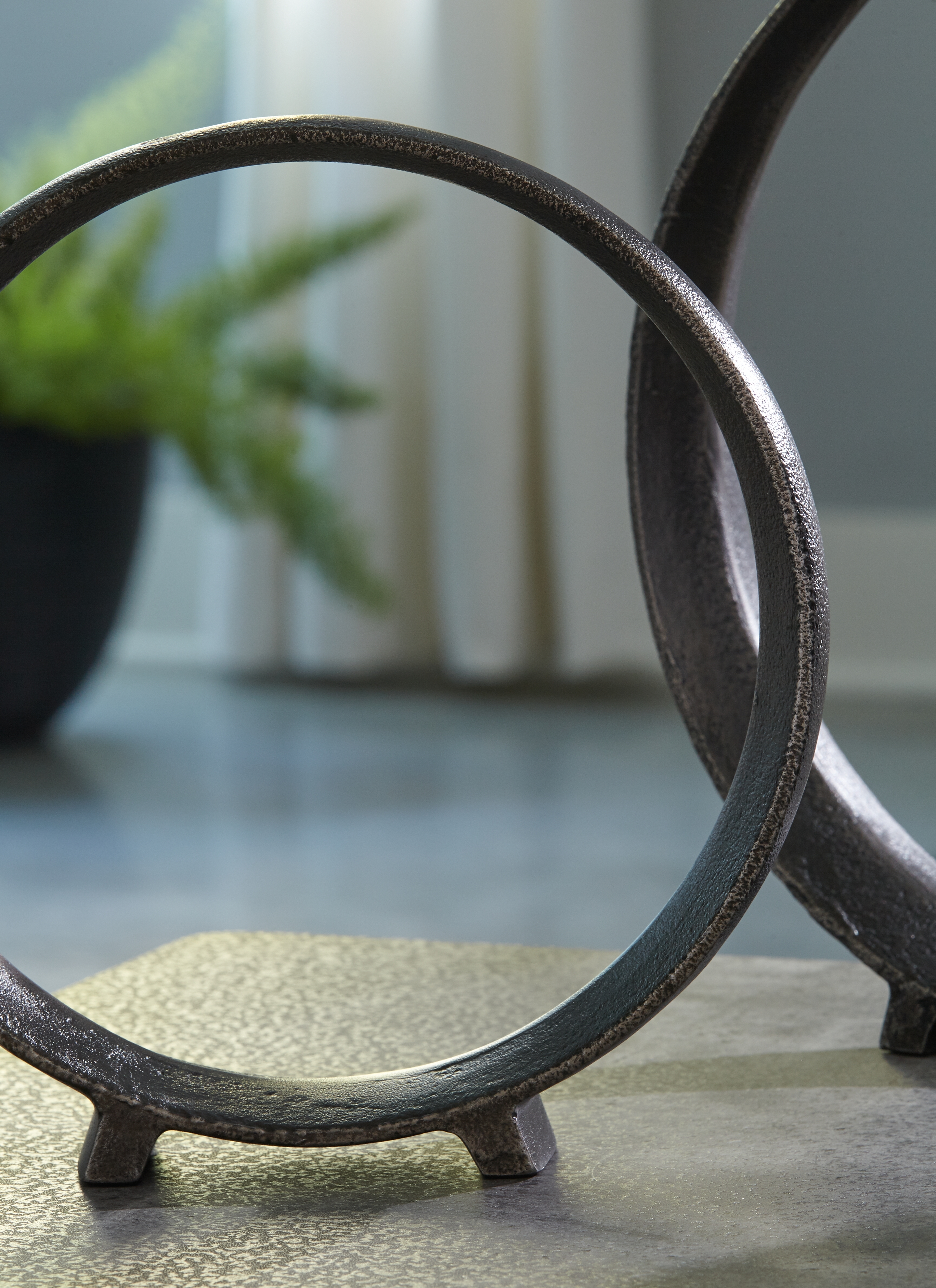 Signature Design by Ashley Ryandale Sculpture