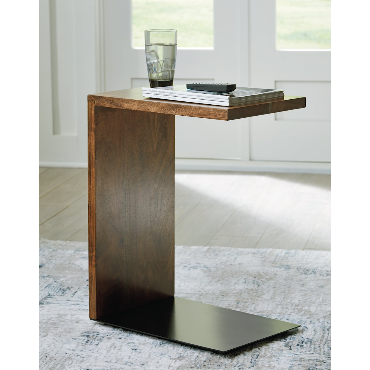 Ashley Furniture Signature Design Wimshaw Accent Table