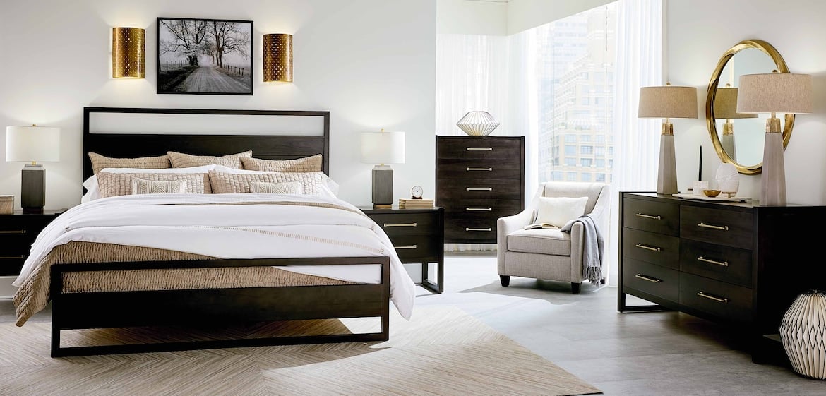 Bassett Braddock Queen Panel Bed