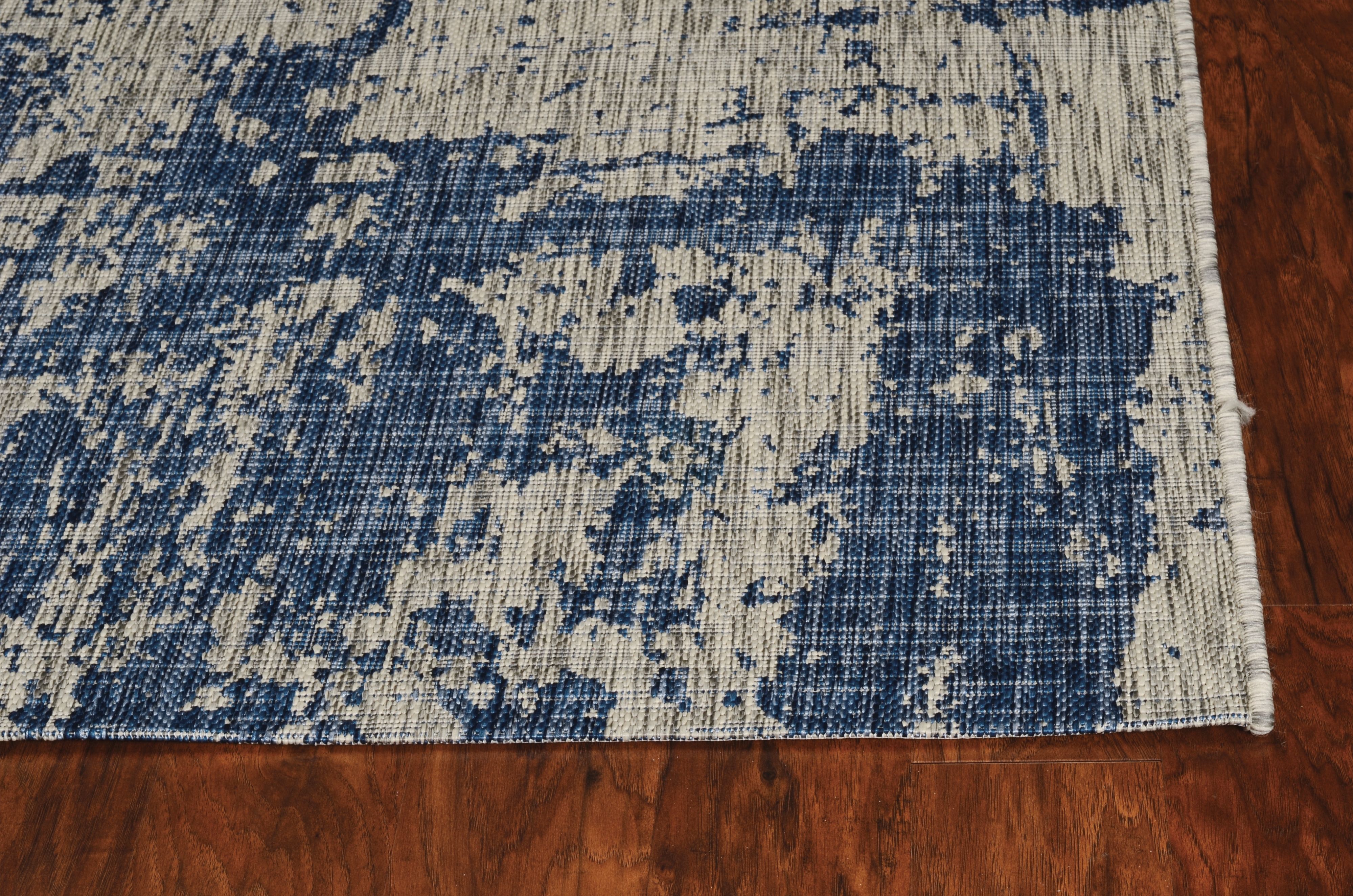 7'10" x 10'10" Grey/Denim Strokes Rug