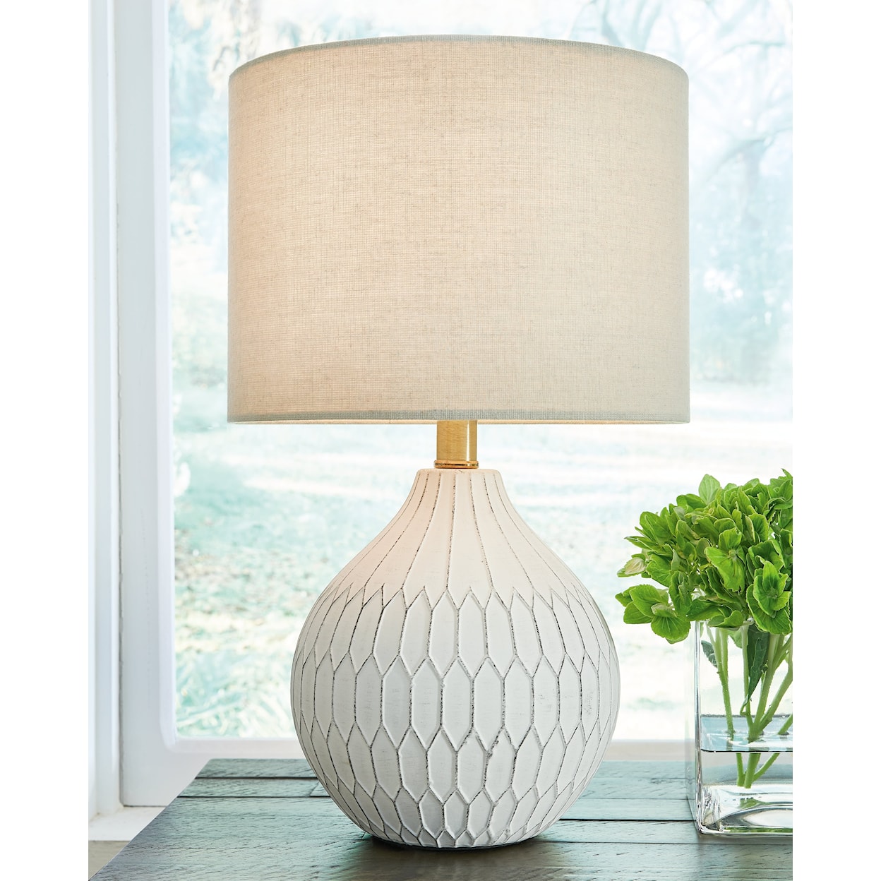 Signature Wardmont Ceramic Table Lamp