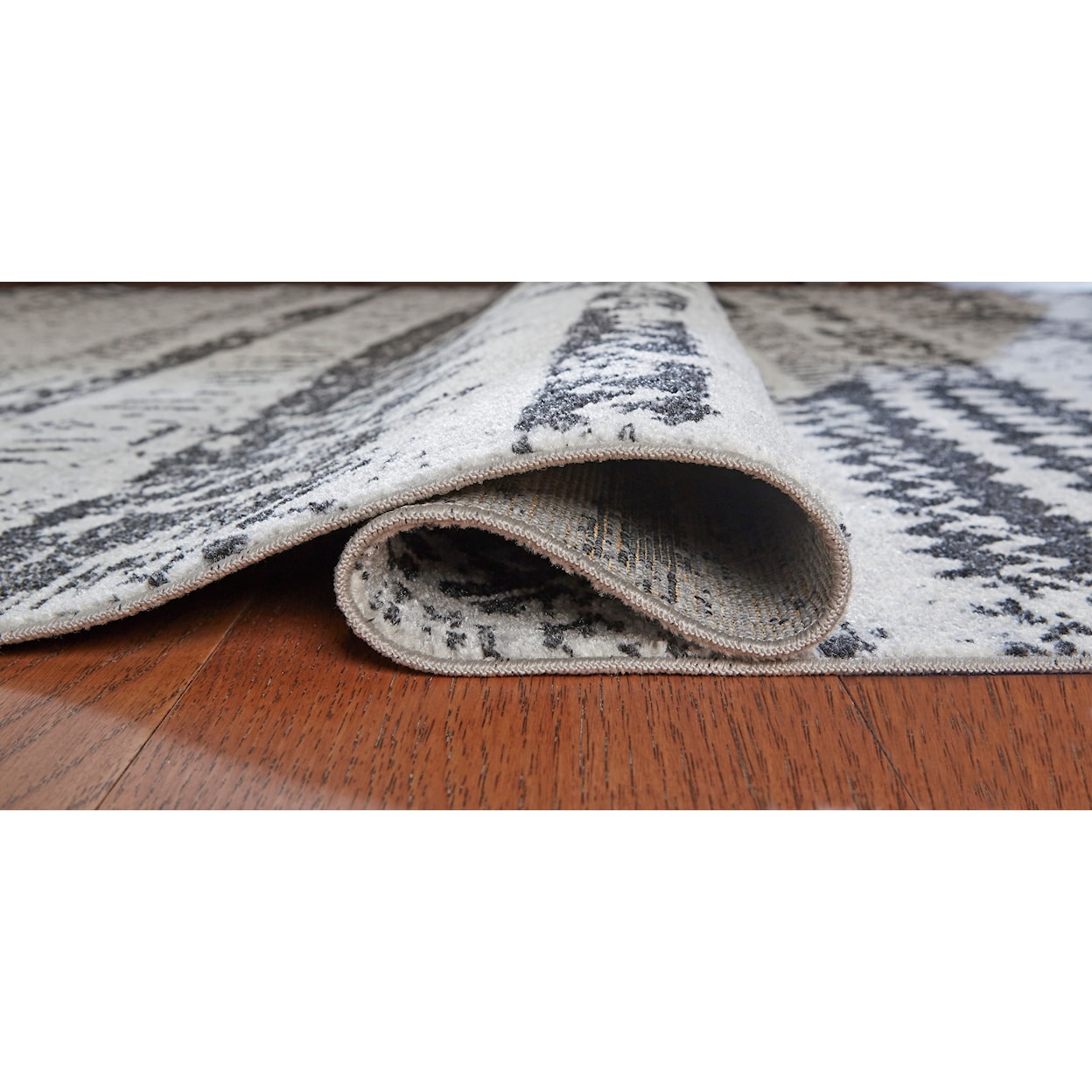 Signature Machine Washable Rugs Devman 7'7" x 9'11" Rug