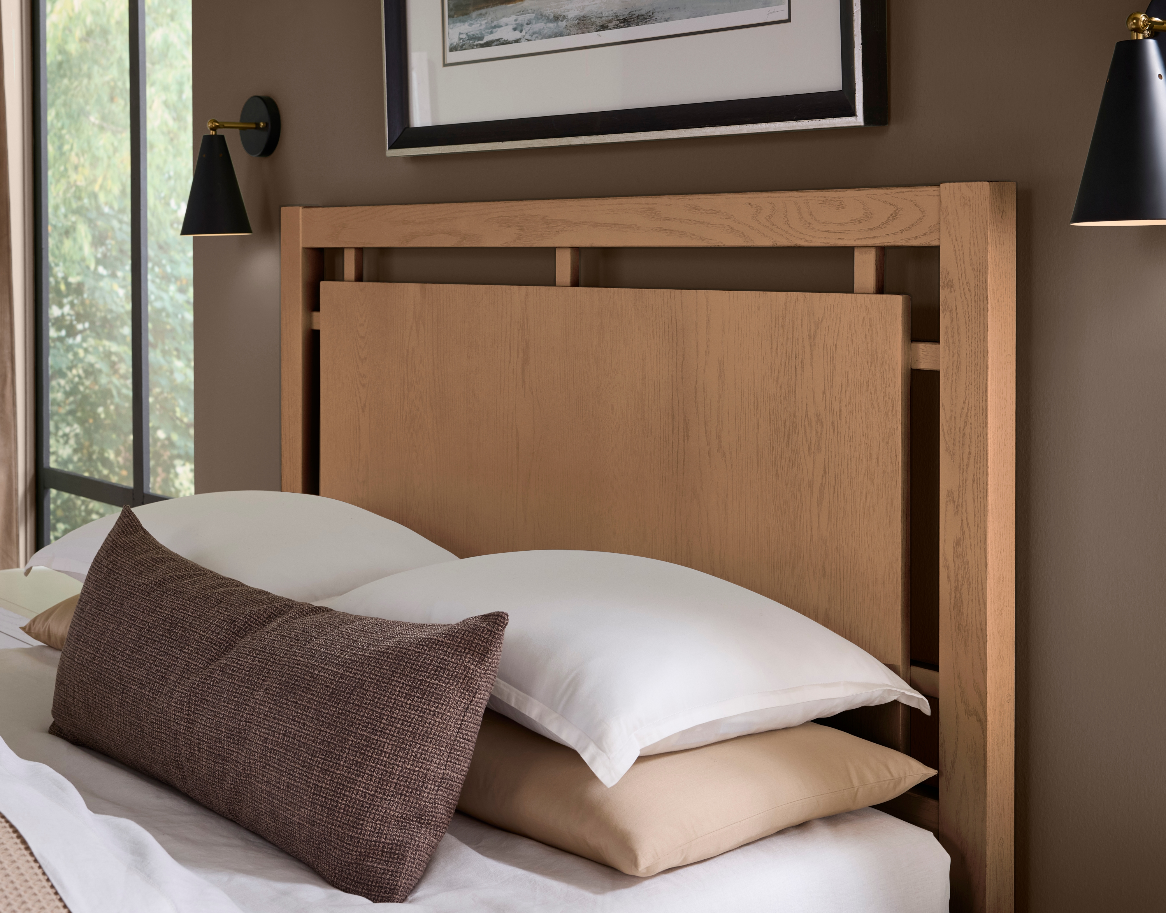 Vaughan-Bassett Lodge & Loft King Floating Storage Bed