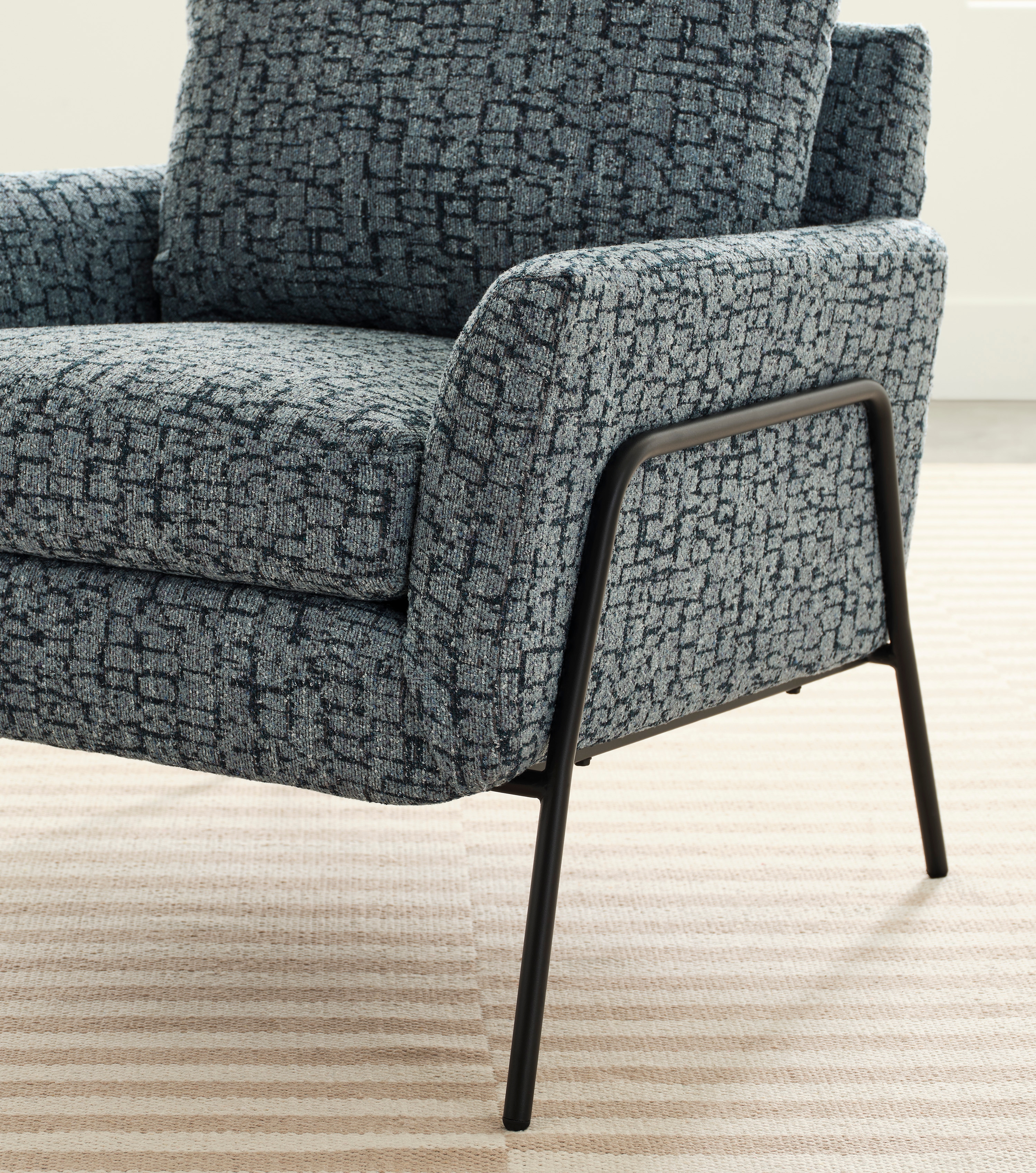 Best Home Furnishings Morely Accent Chair