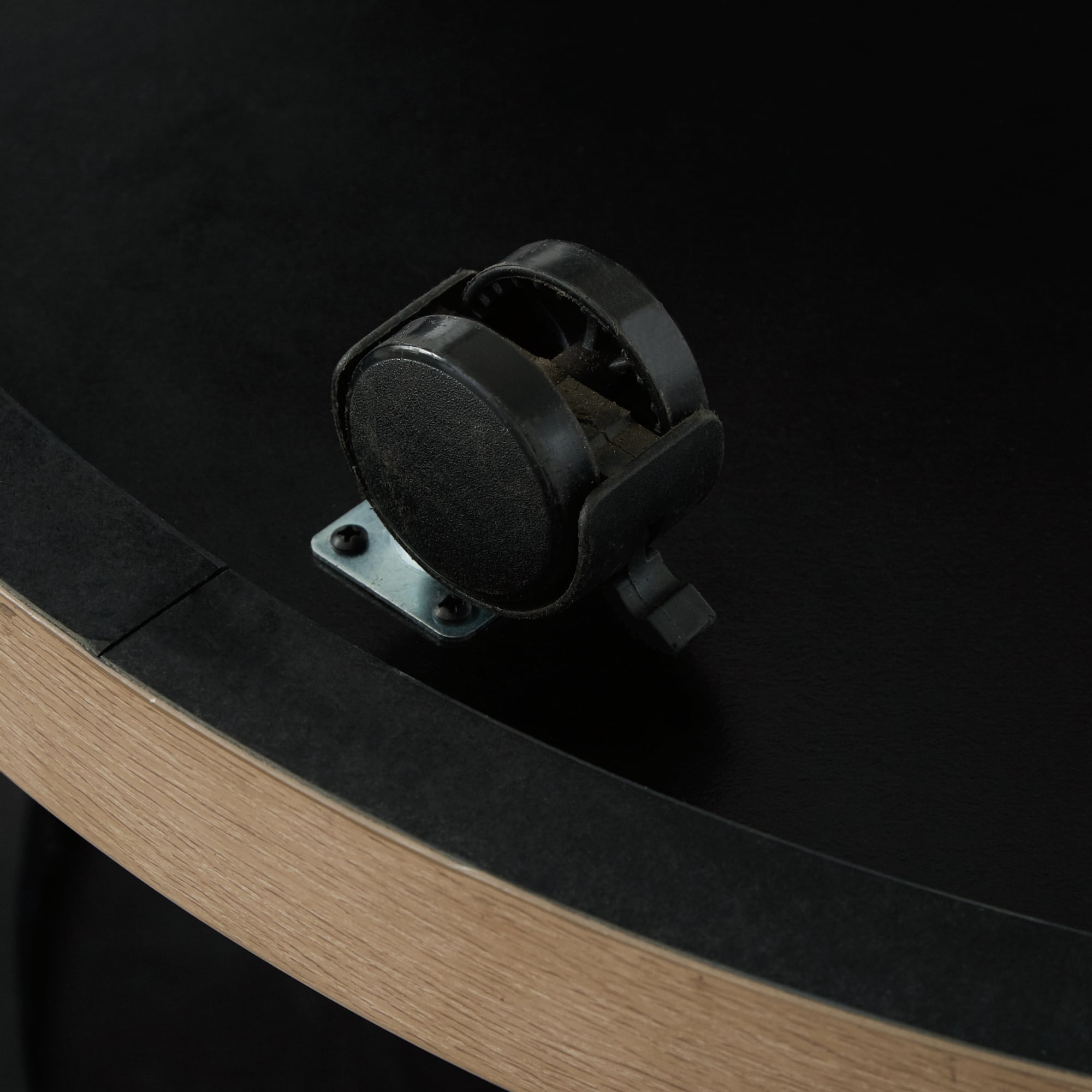 Signature Design by Ashley Darthurst Occasional Table Set