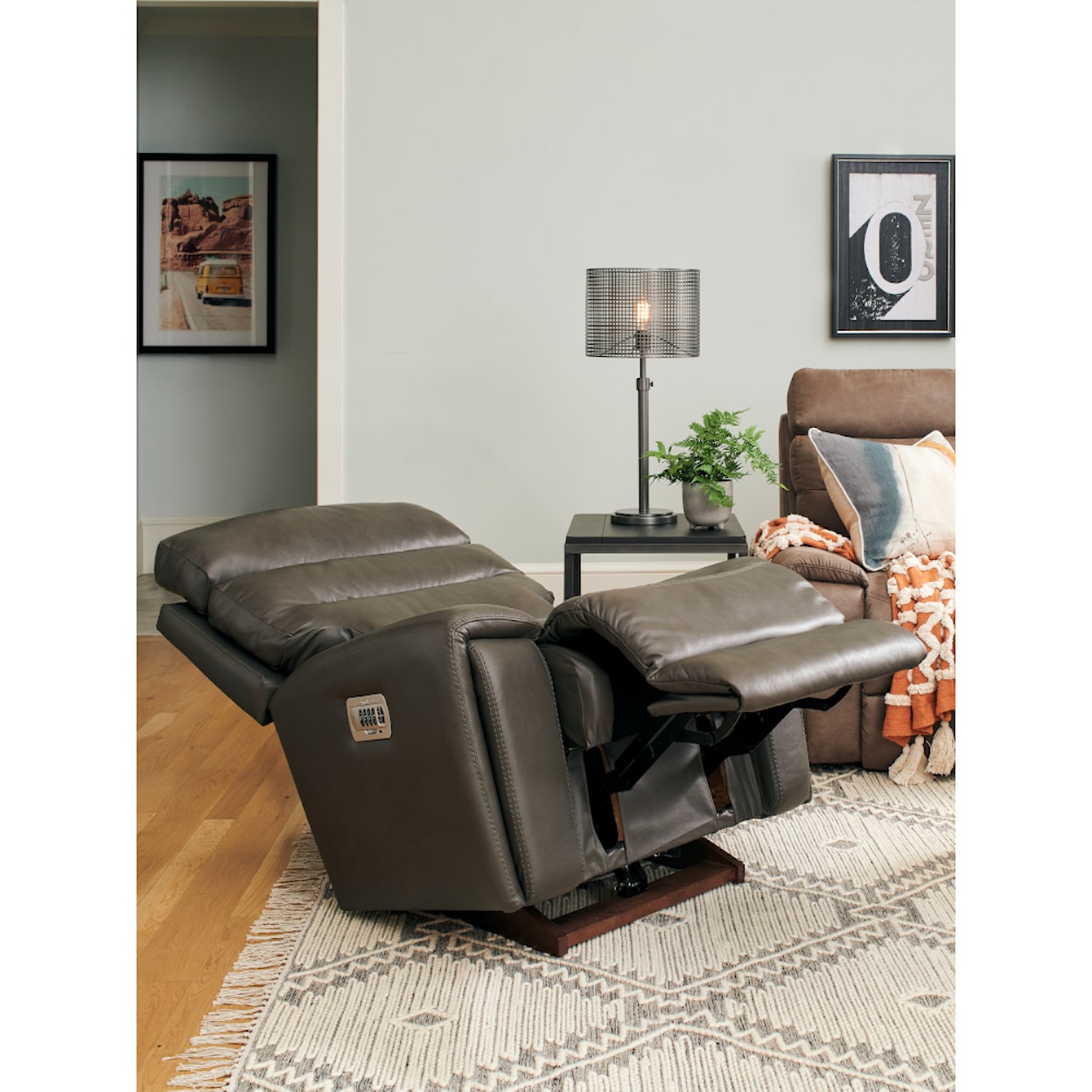 La-Z-Boy Soren Power Rocker Recliner w/ Pwr Headrest