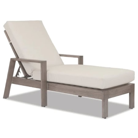 Outdoor Chaise