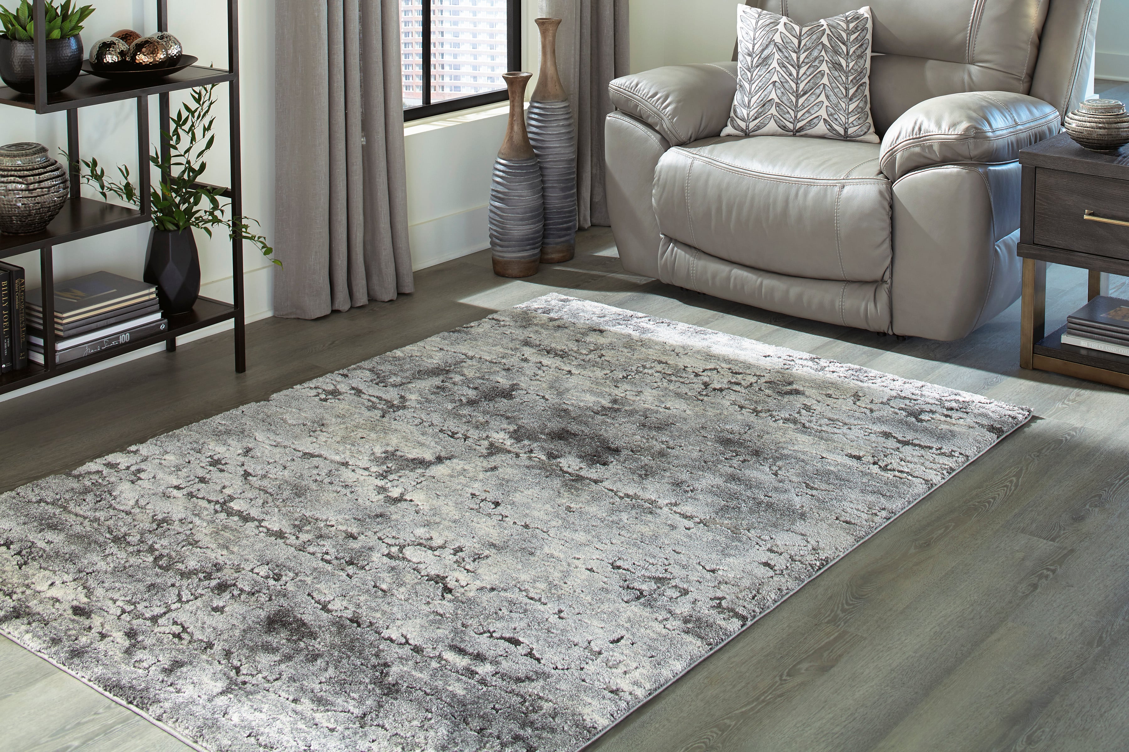 Signature Design by Ashley Contemporary Area Rugs R404481 Wadyka 7'10