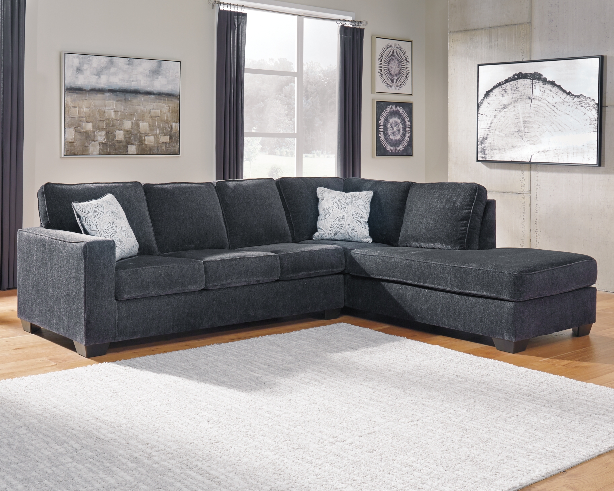 2-Piece Sectional With Chaise