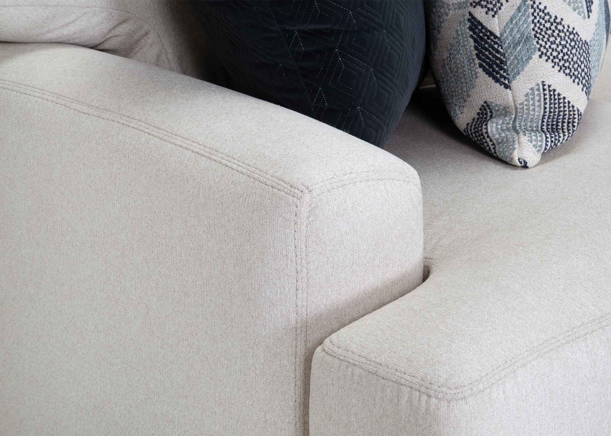 Franklin 960 Laken Sofa with Reversible Chaise