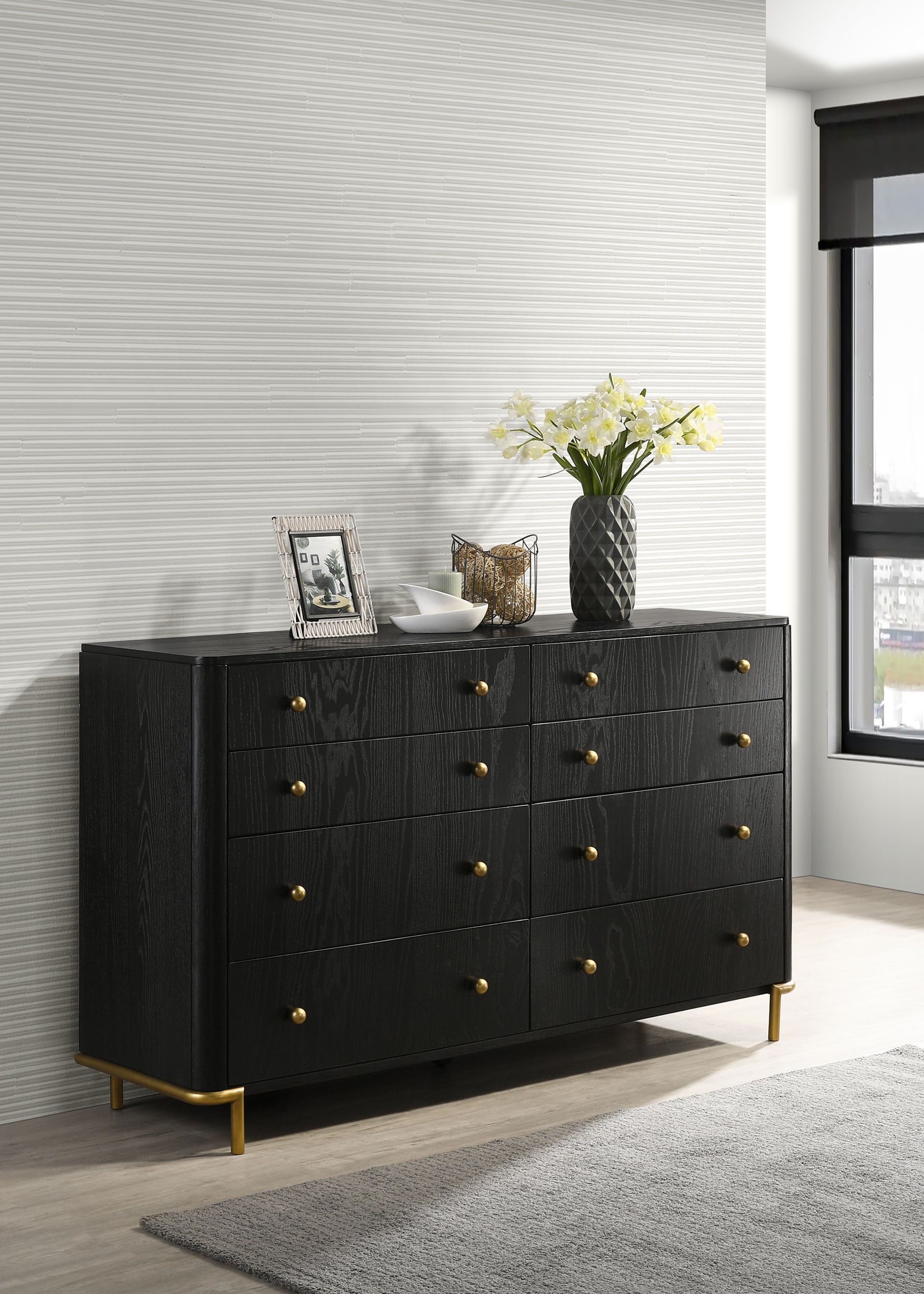 Coaster Arini 8-drawer Dresser