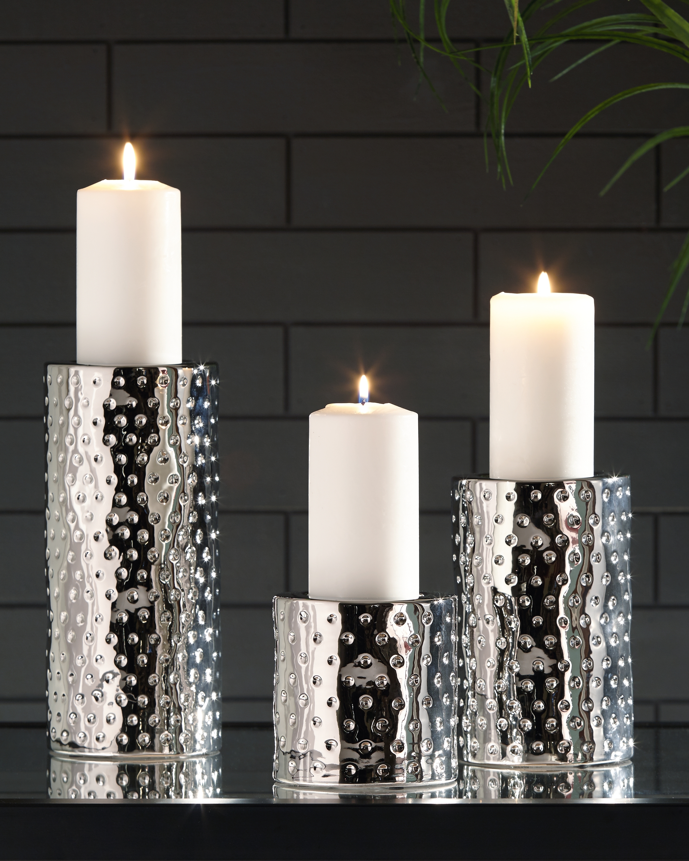 Signature Design by Ashley Marisa Candle Holder Set