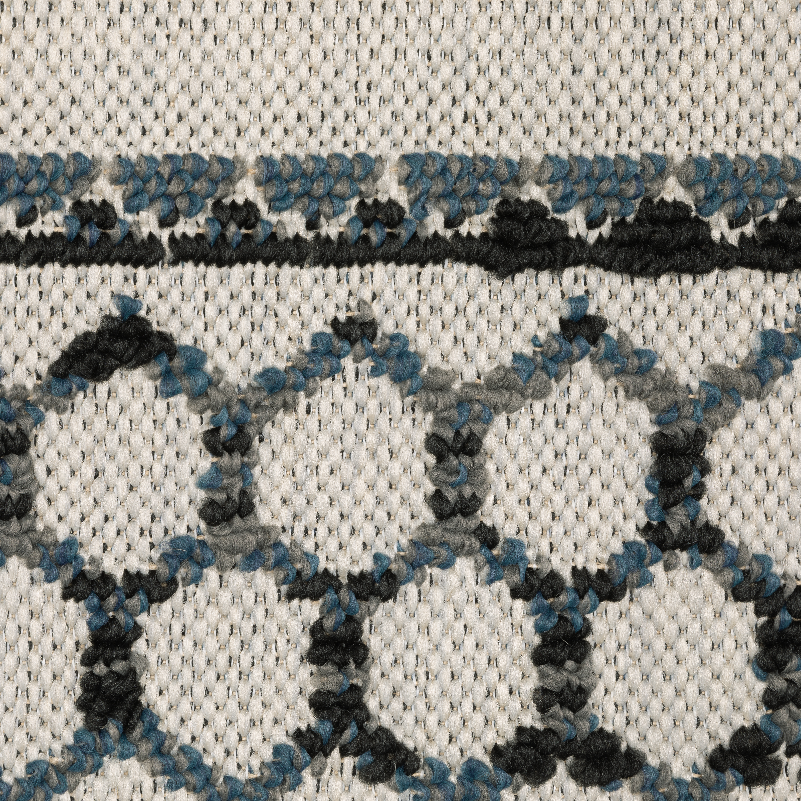 3' 3" X  5'  Rug