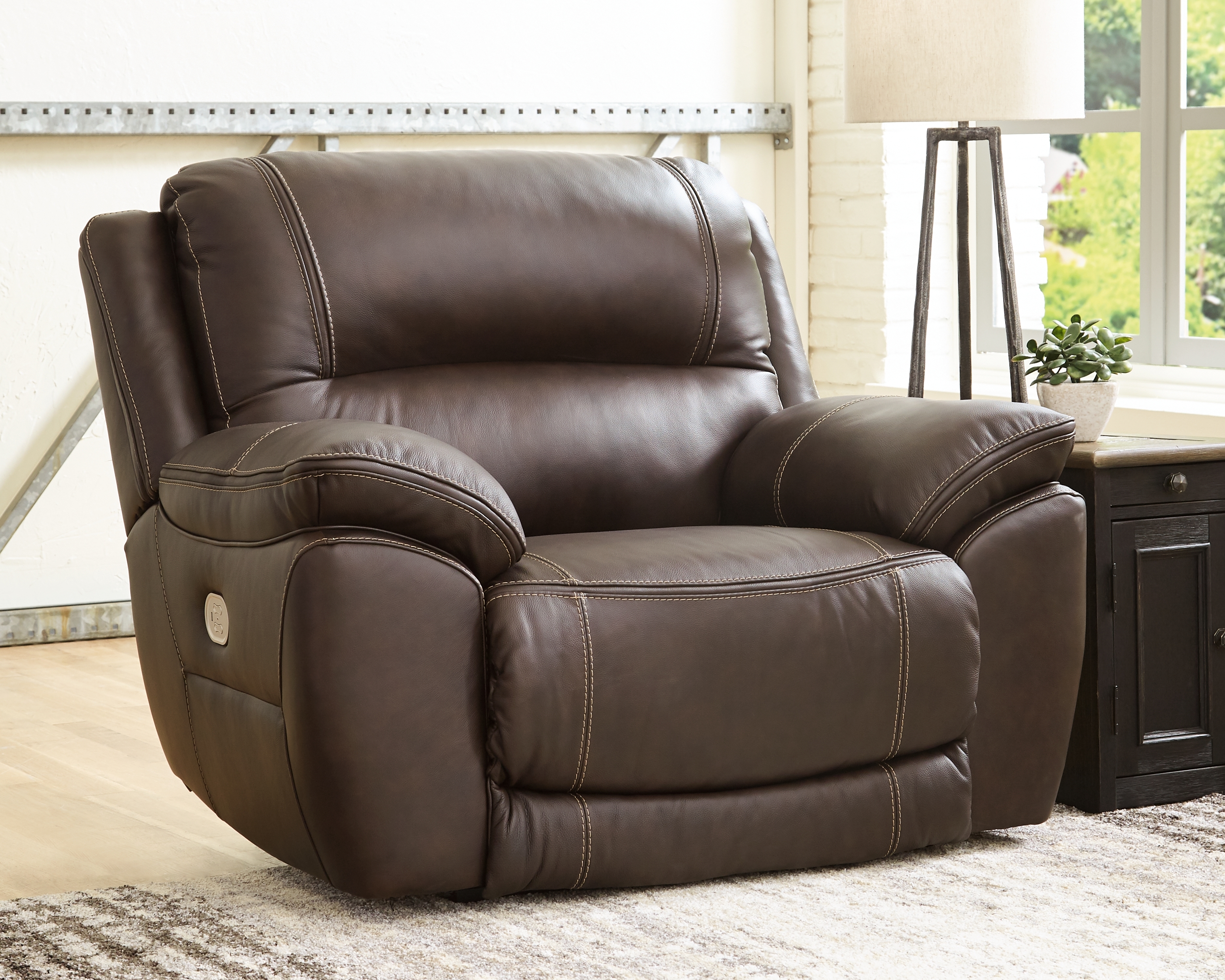 Zero Wall Recliner W/Pwr Hdrst