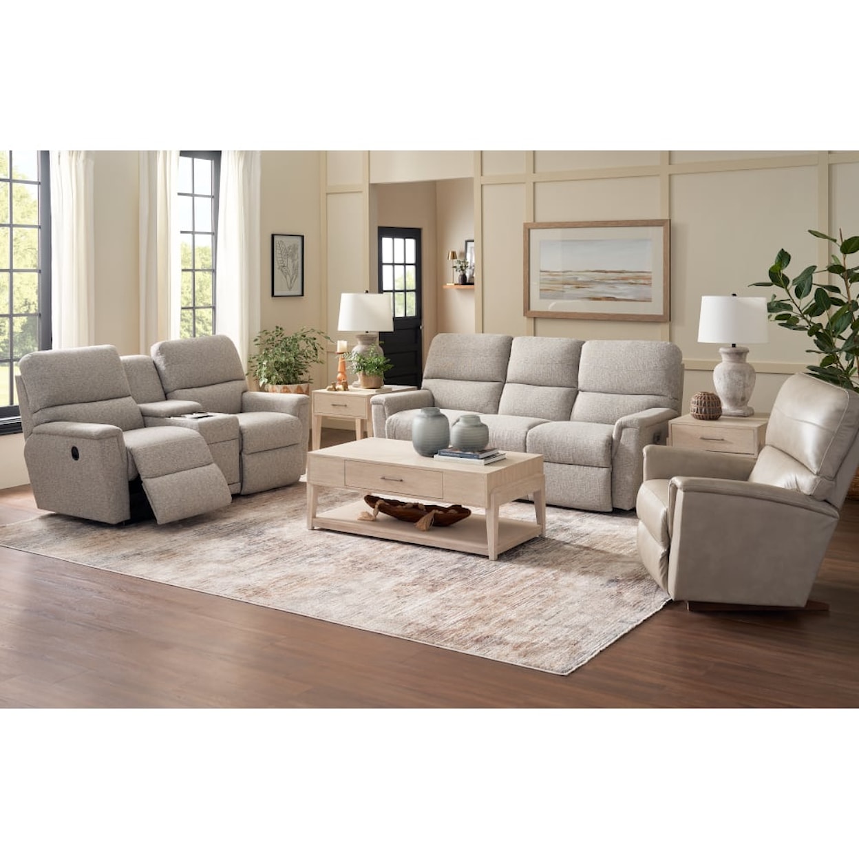 La-Z-Boy Ava Power Reclining Sofa w/ Headrest & Lumbar