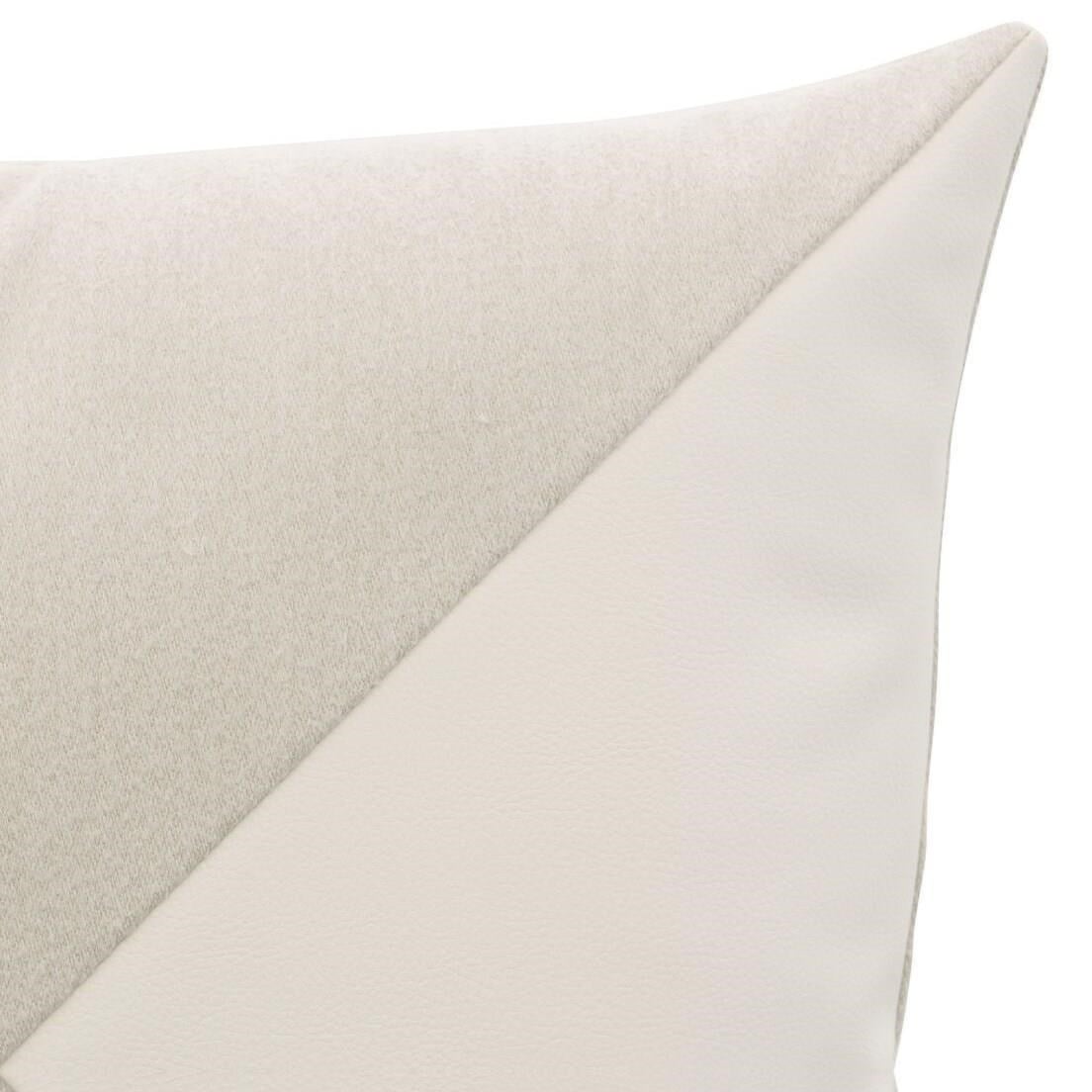 Bernhardt Bernhardt Exteriors Outdoor Throw Pillow