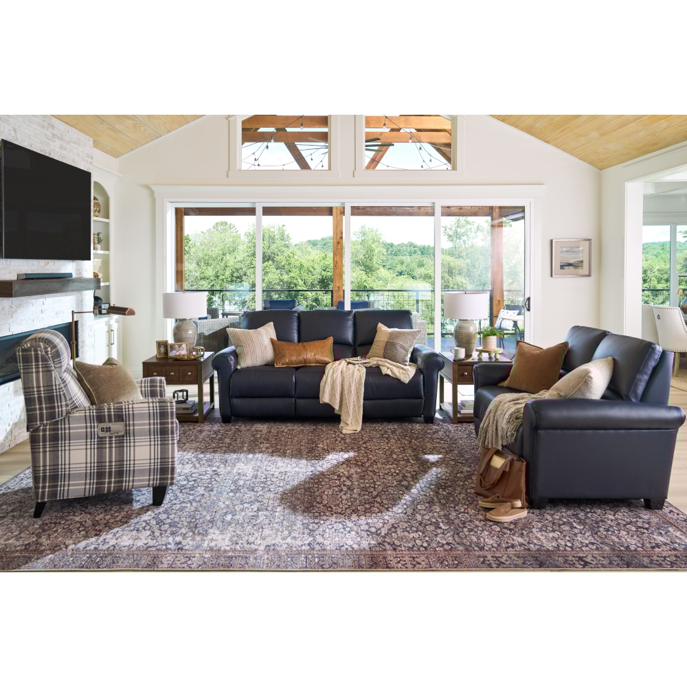 La-Z-Boy Clybourn Power Reclining Loveseat w/ Headrest