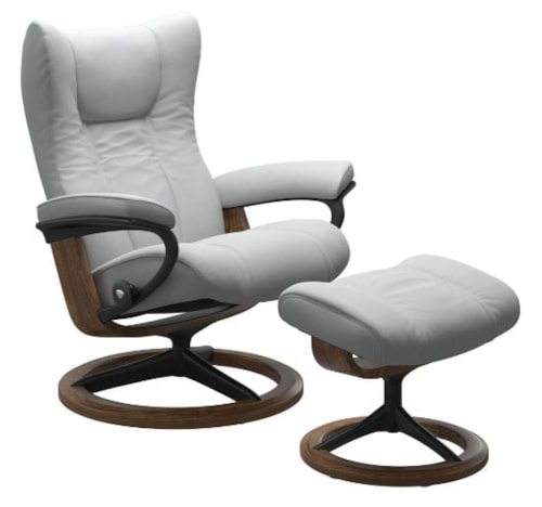 Medium Reclining Chair with Signature Base