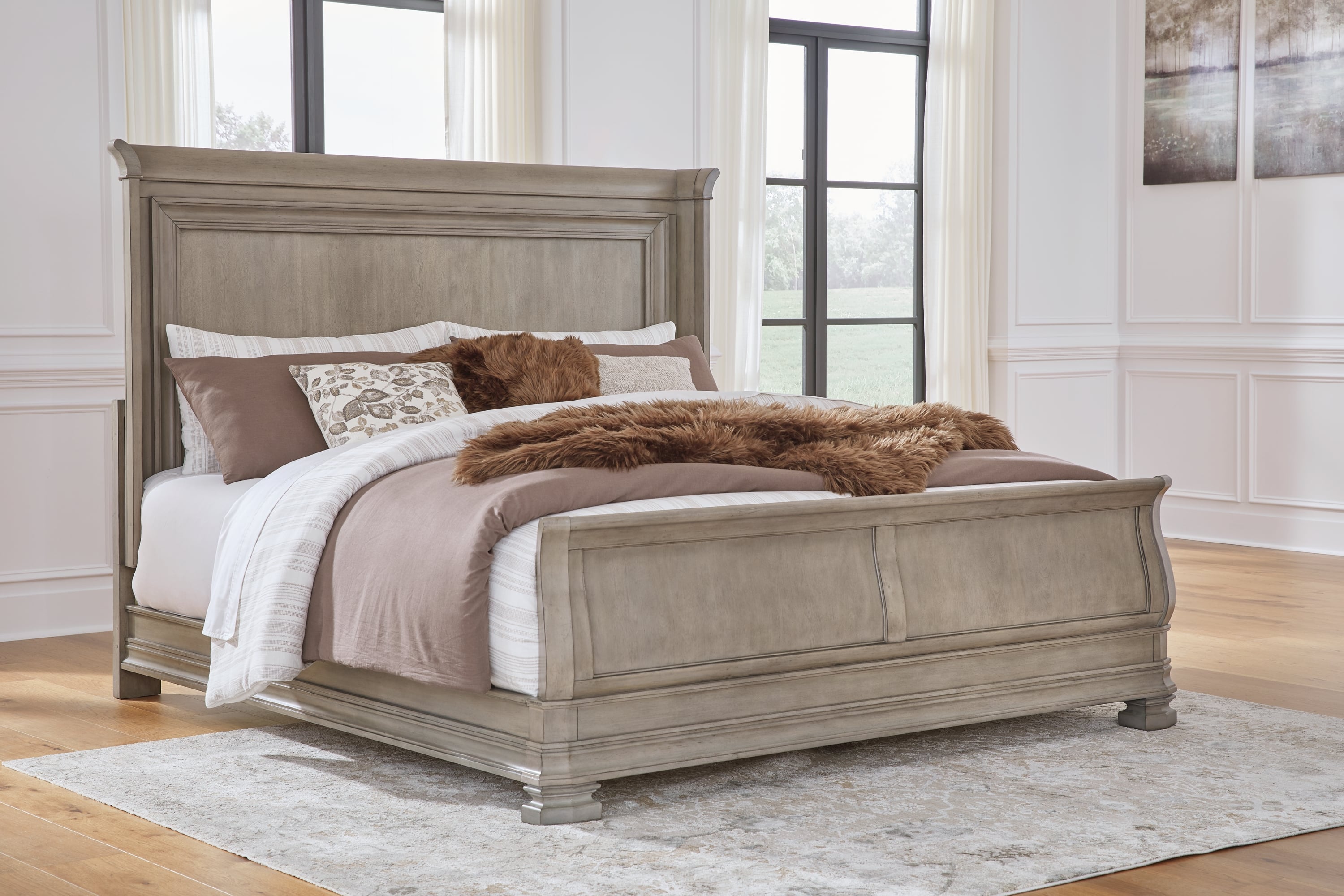 Signature Design by Ashley Lexorne King Sleigh Bed