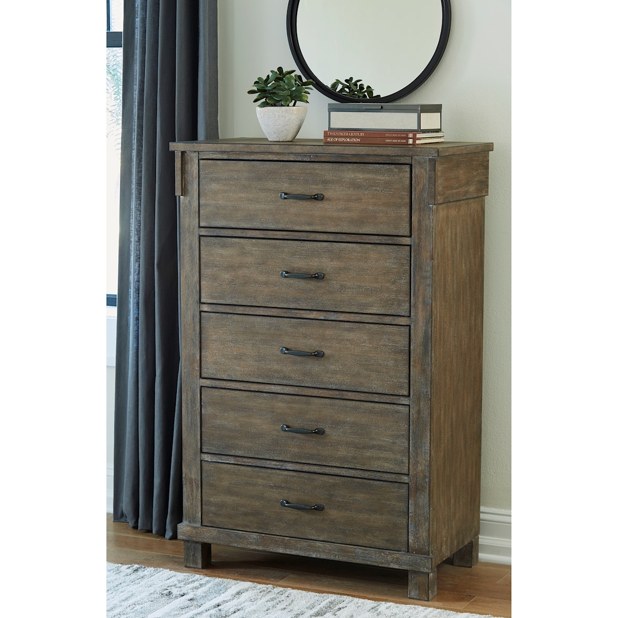 Signature Design by Ashley Furniture Shamryn Chest of Drawers