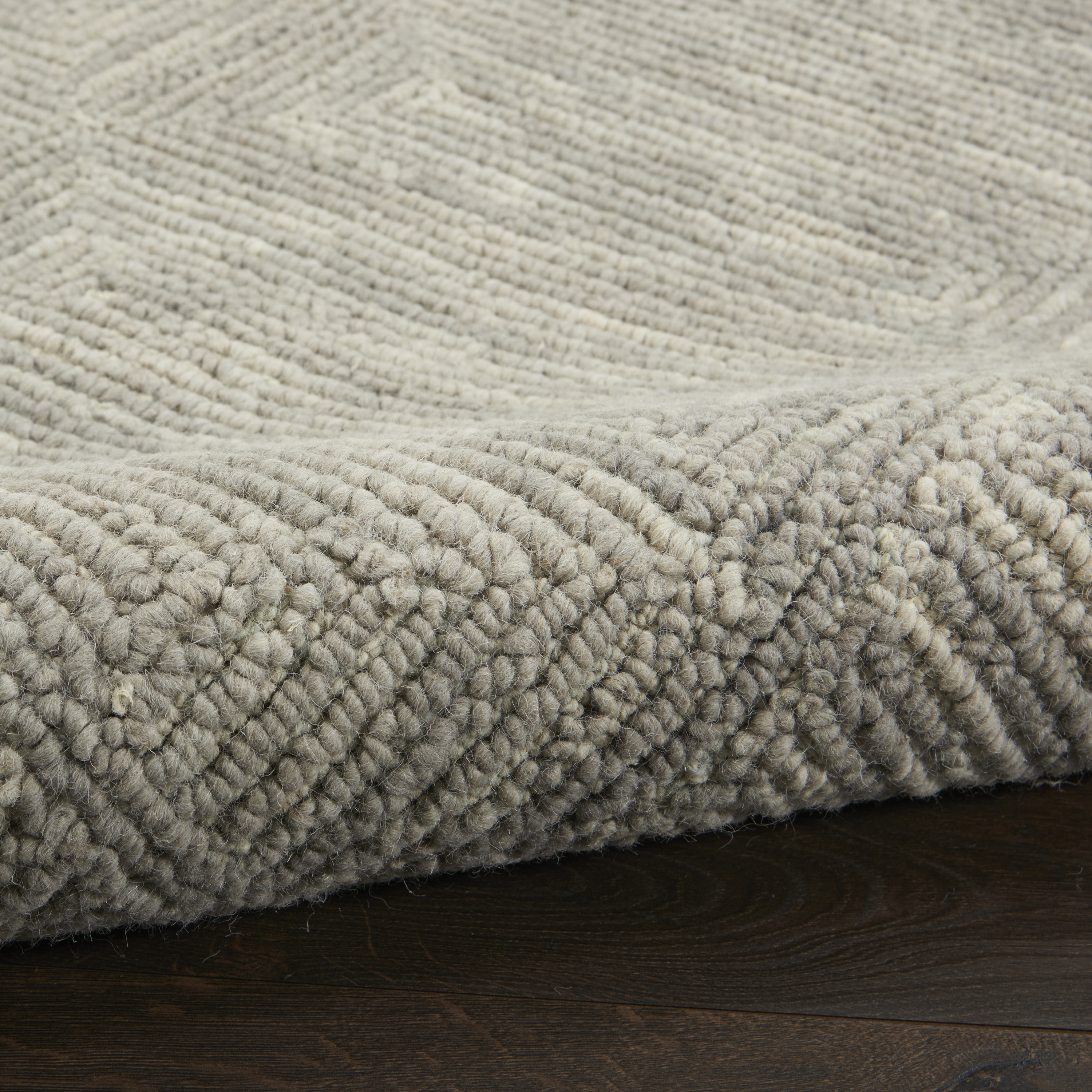 3'9" x 5'9"  Rug