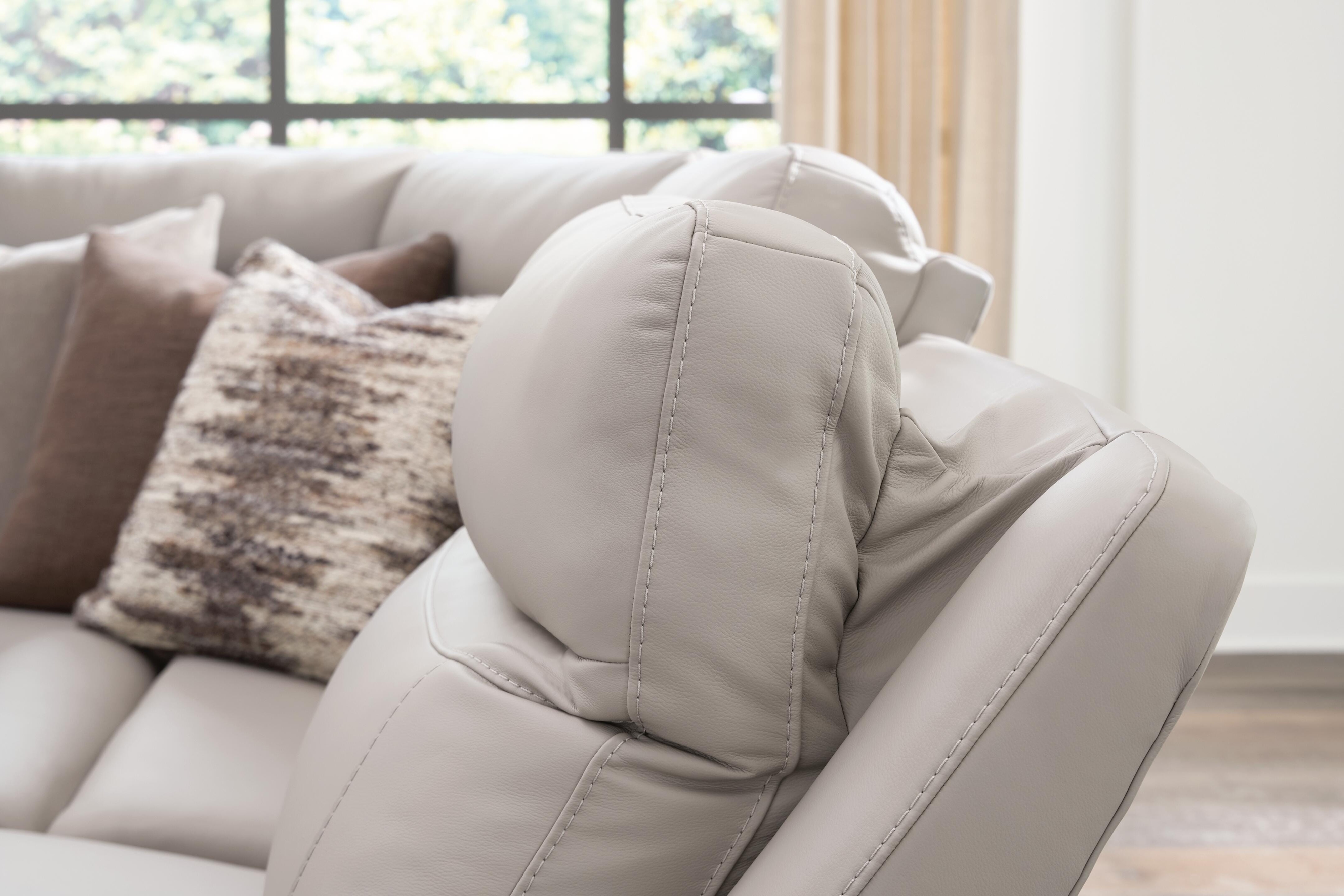 Ashley Gravier Reclining Sectional