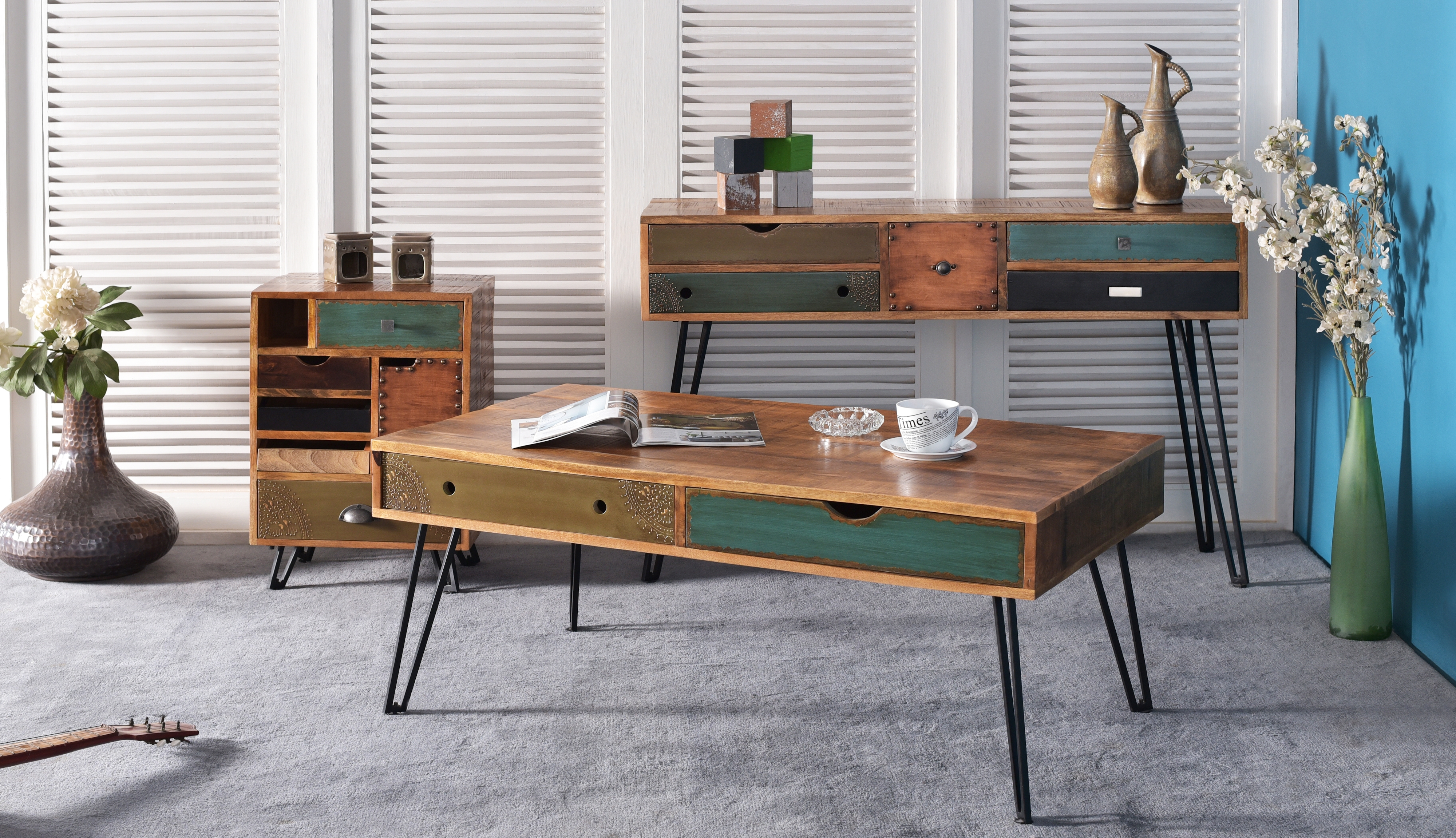 Coast2Coast Home Brisbane 98248 Casual Contemporary 5Drawer End Table