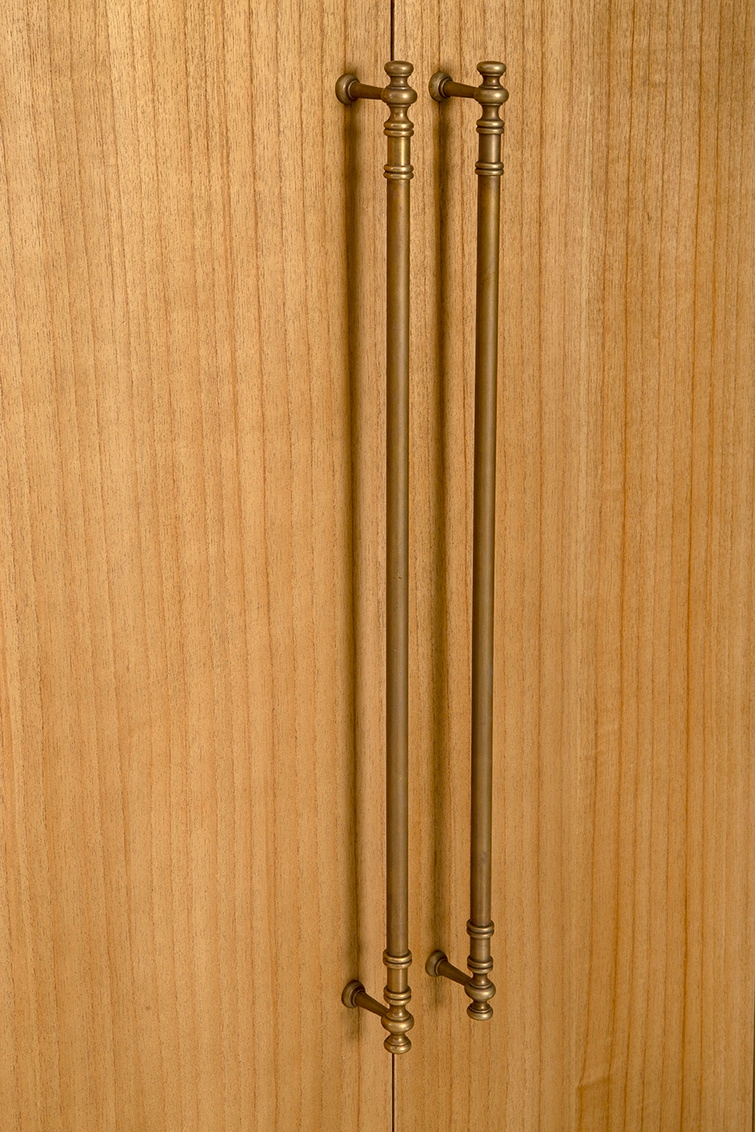 Furniture Classics Furniture Classics 3-Drawer Bar Cabinet