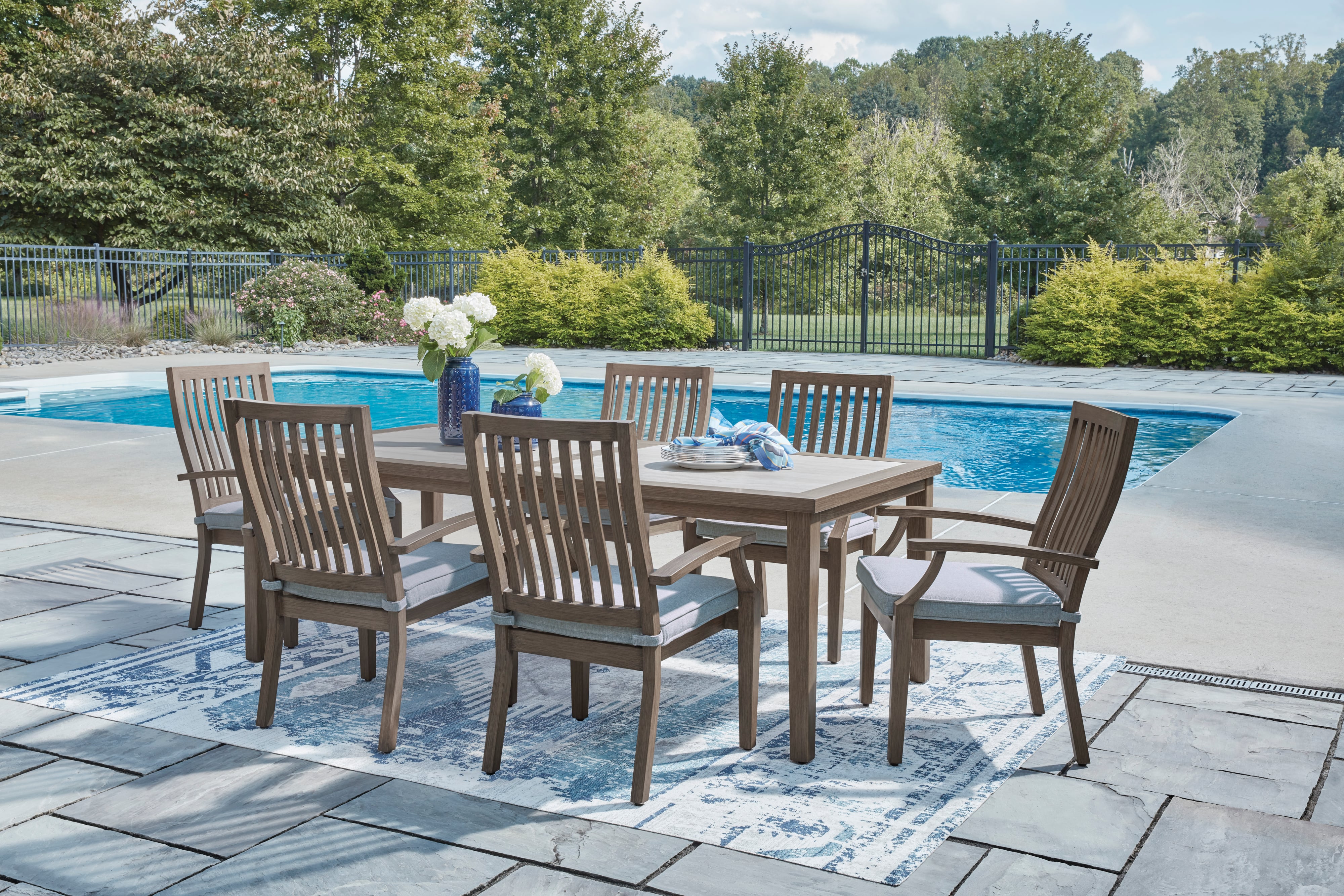7-Piece Outdoor Dining Set