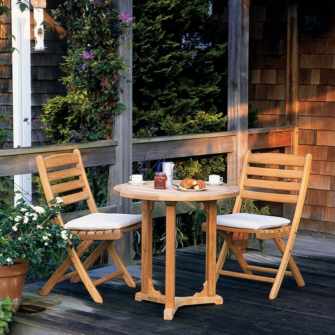 30" Round Bistro Table