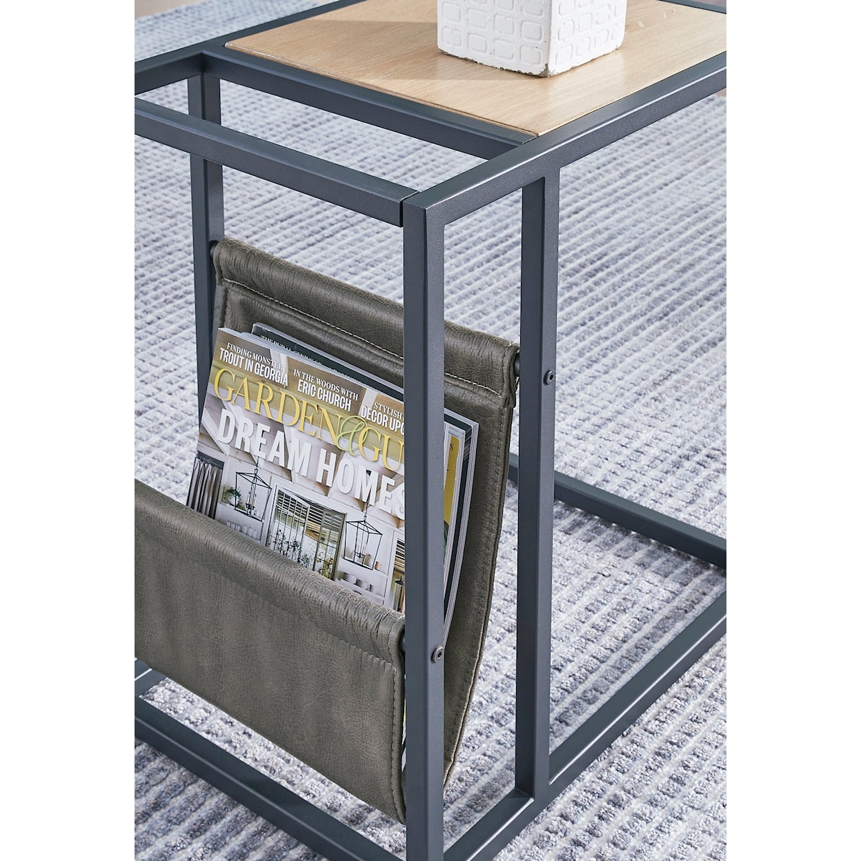 Signature Freslowe Chairside End Table