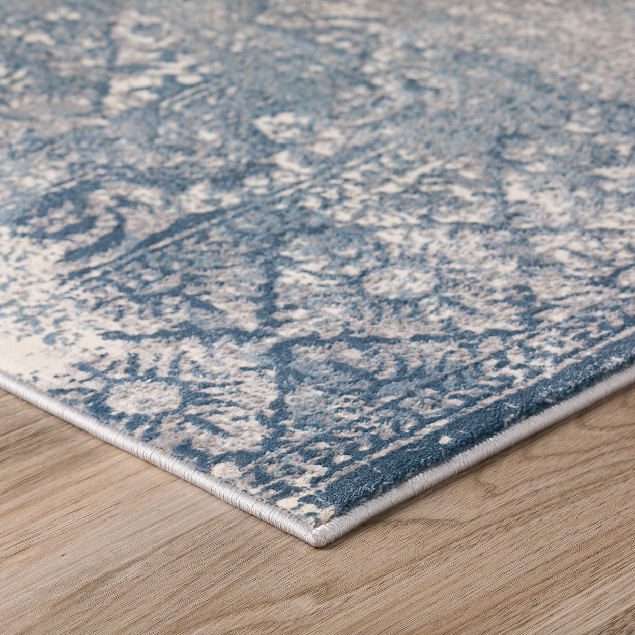 Dalyn Cascina 3'3" x 5'1" Rug