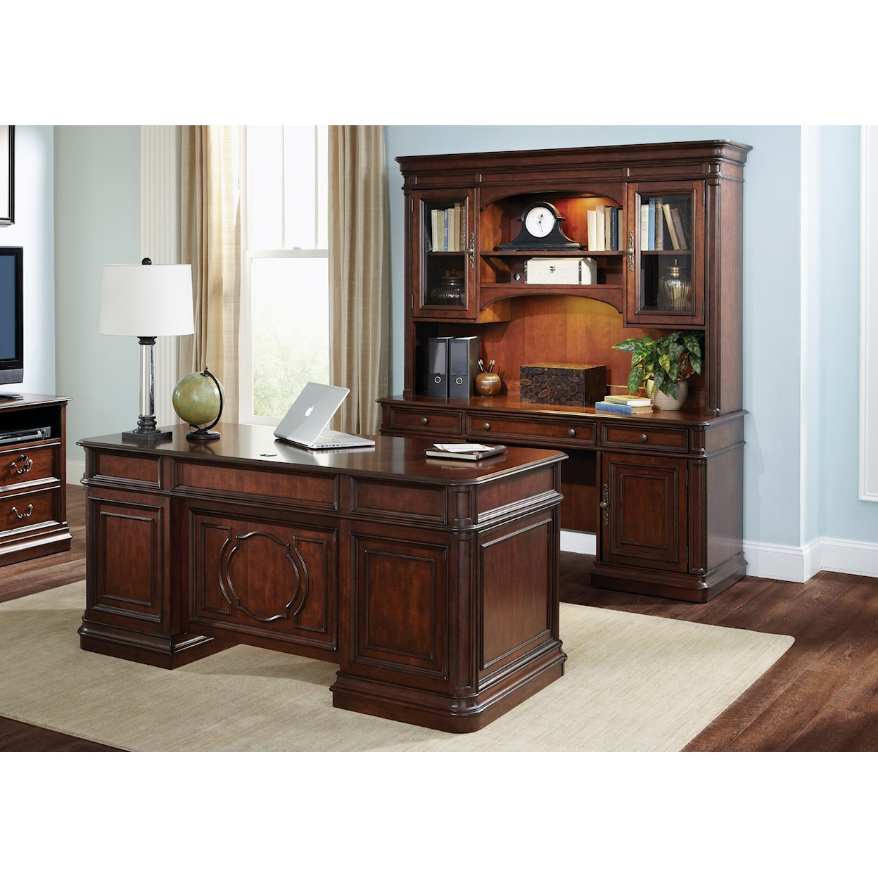 Liberty Furniture Brayton Manor Jr Executive 3-Piece Executive Desk Set
