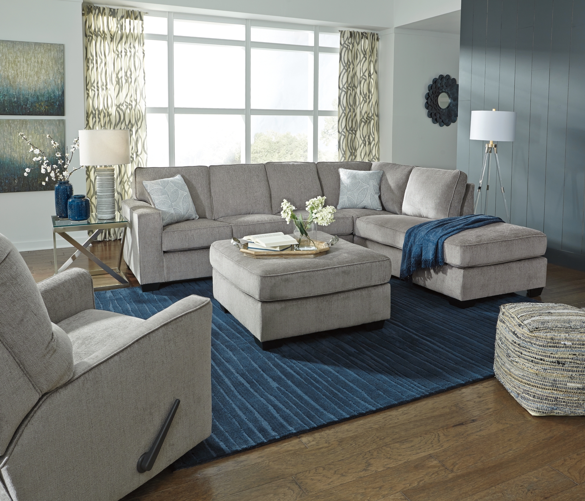 2-Piece Sleeper Sectional With Chaise