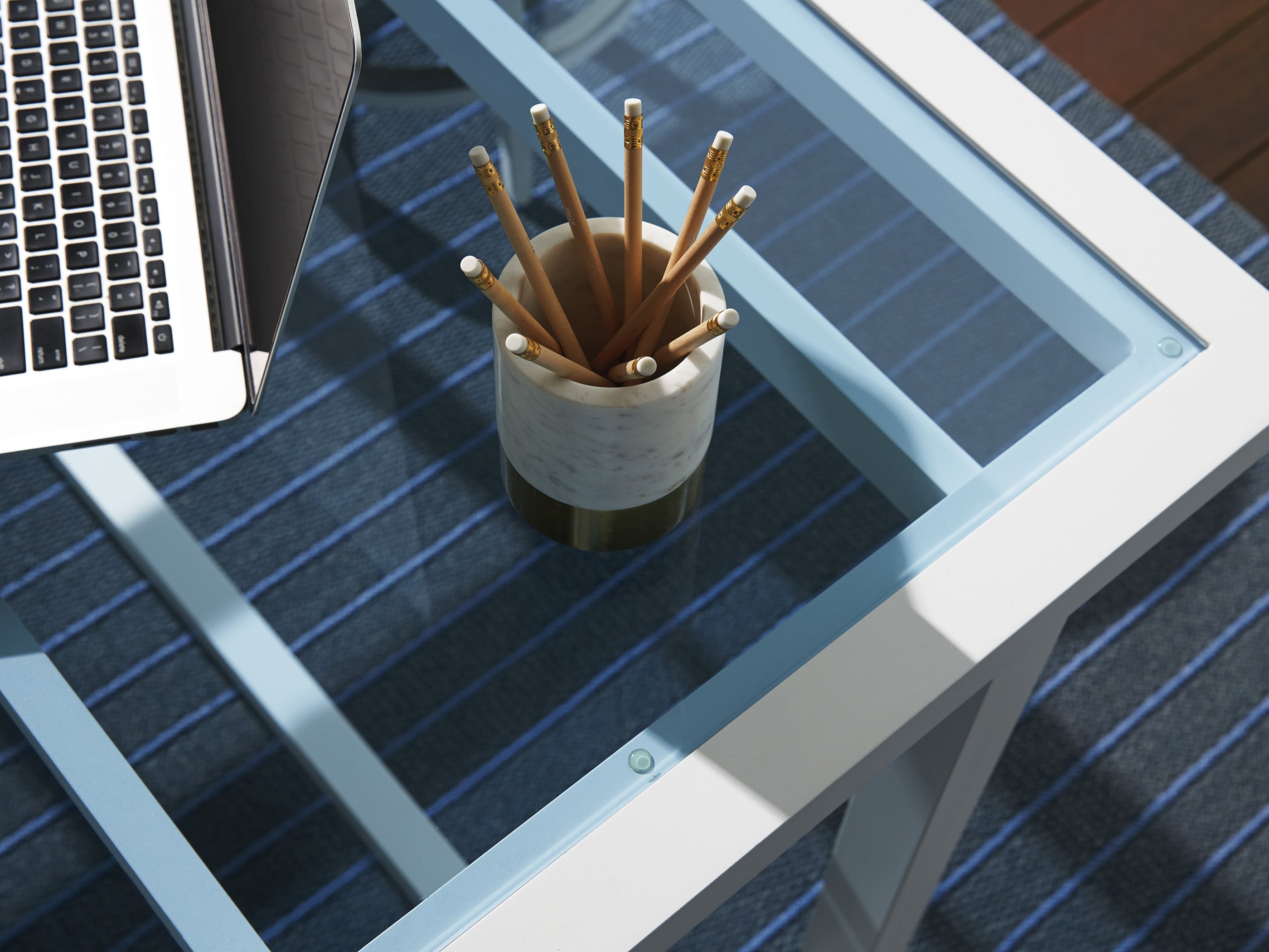 Tommy Bahama Outdoor Living Ocean Breeze Promenade Outdoor High/Low Bistro Table