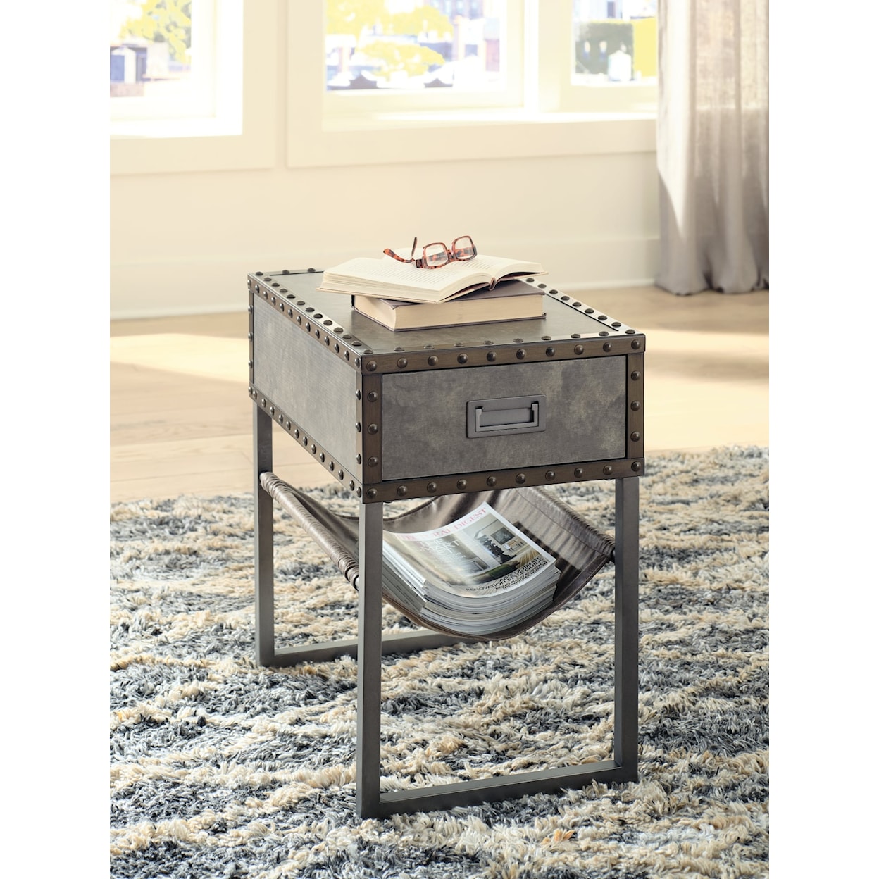 Michael Alan Select Derrylin End Table