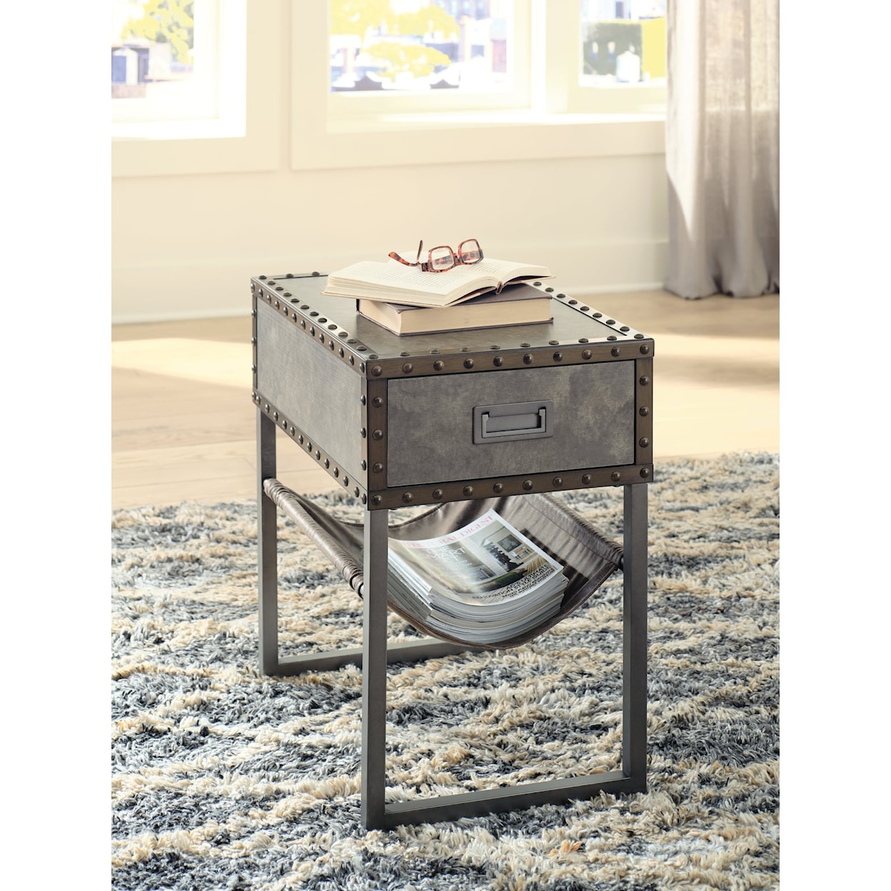 Signature Derrylin End Table