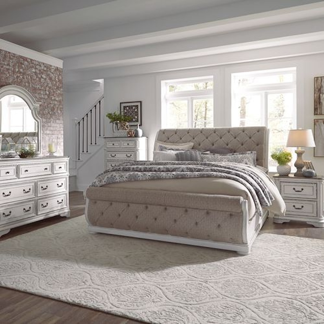 Liberty Furniture Magnolia Manor California King Upholstered Sleigh Bed