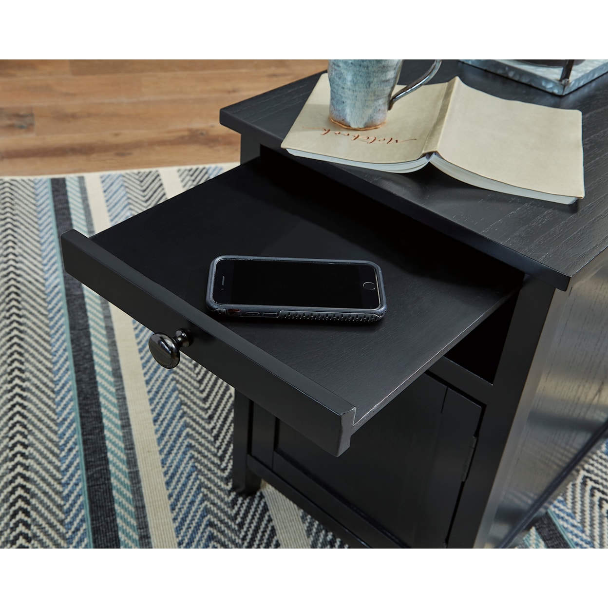 StyleLine ANA Chairside End Table