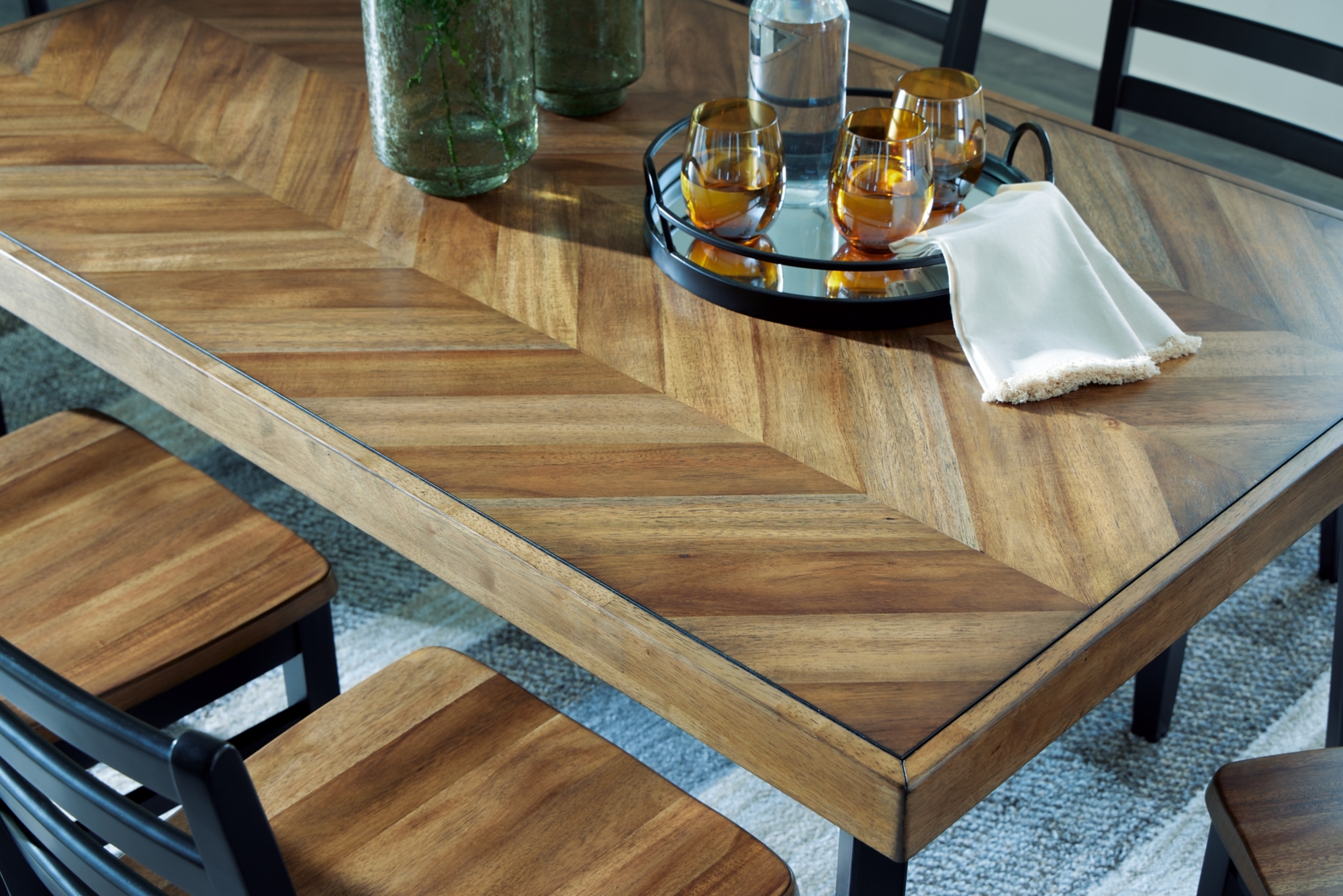 Signature Design by Ashley Blondon Rect Dining Table Set (Set Of 7)