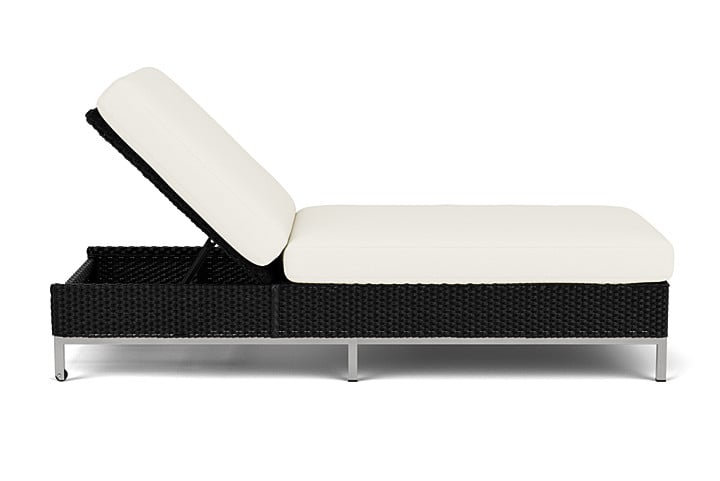 Lloyd Flanders Elements Chaise