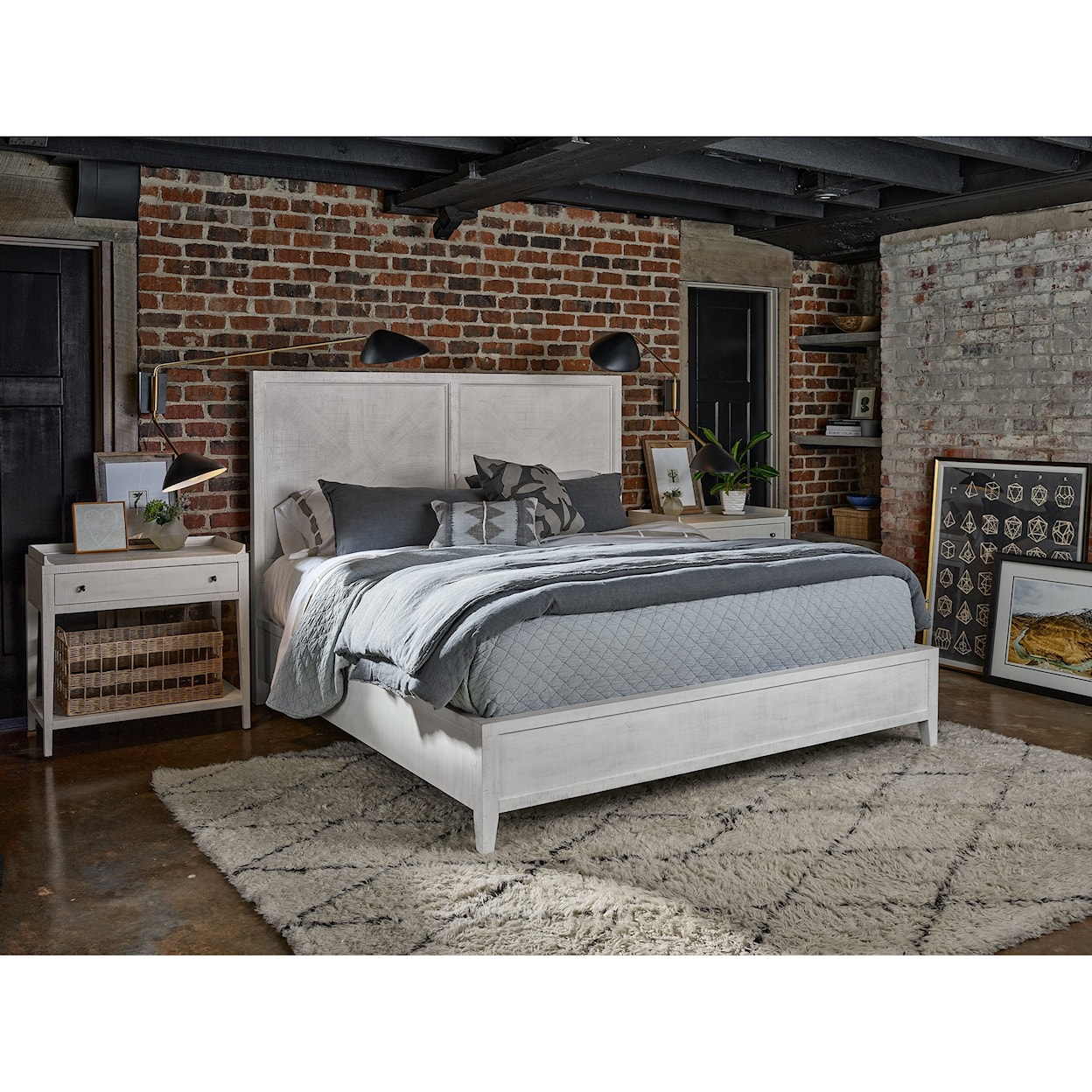 Universal Modern Farmhouse King Bed